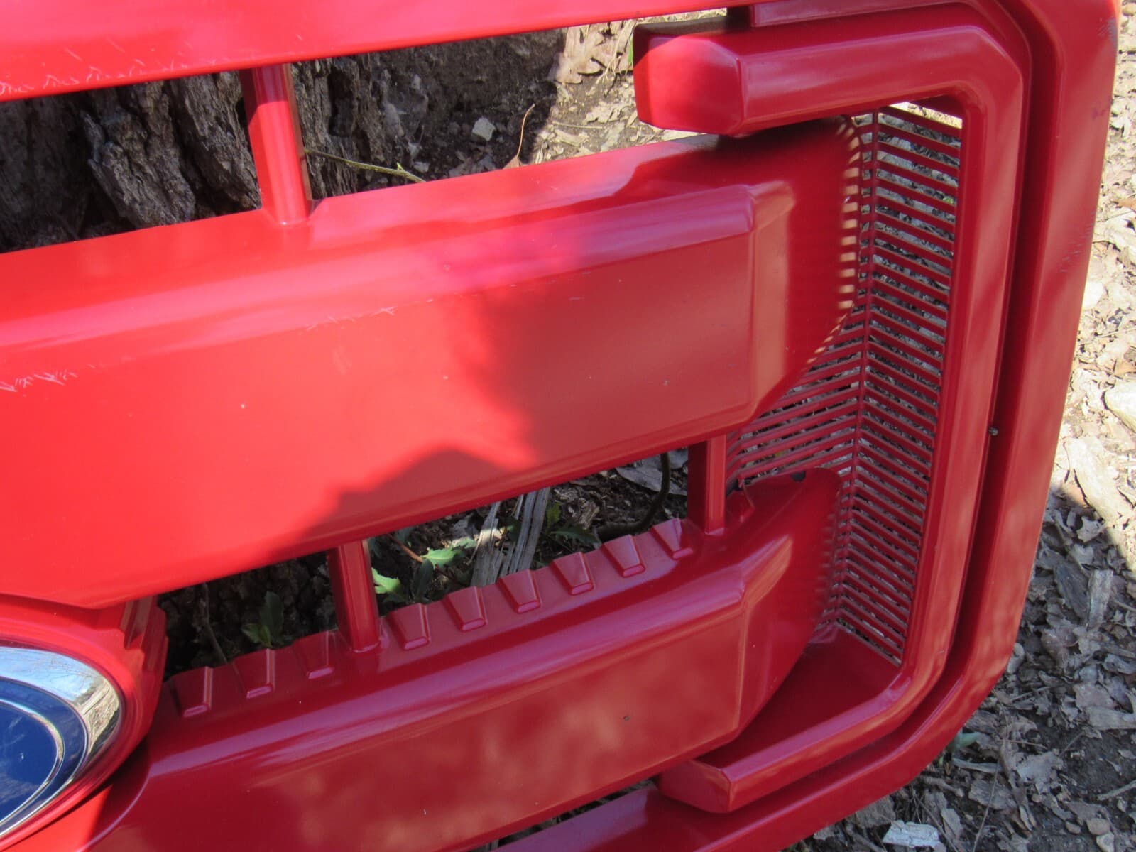 11-16 F250 Super Duty Front End Grille Grill Panel Bars RED OEM Factory W65JK - Thumbnail 3