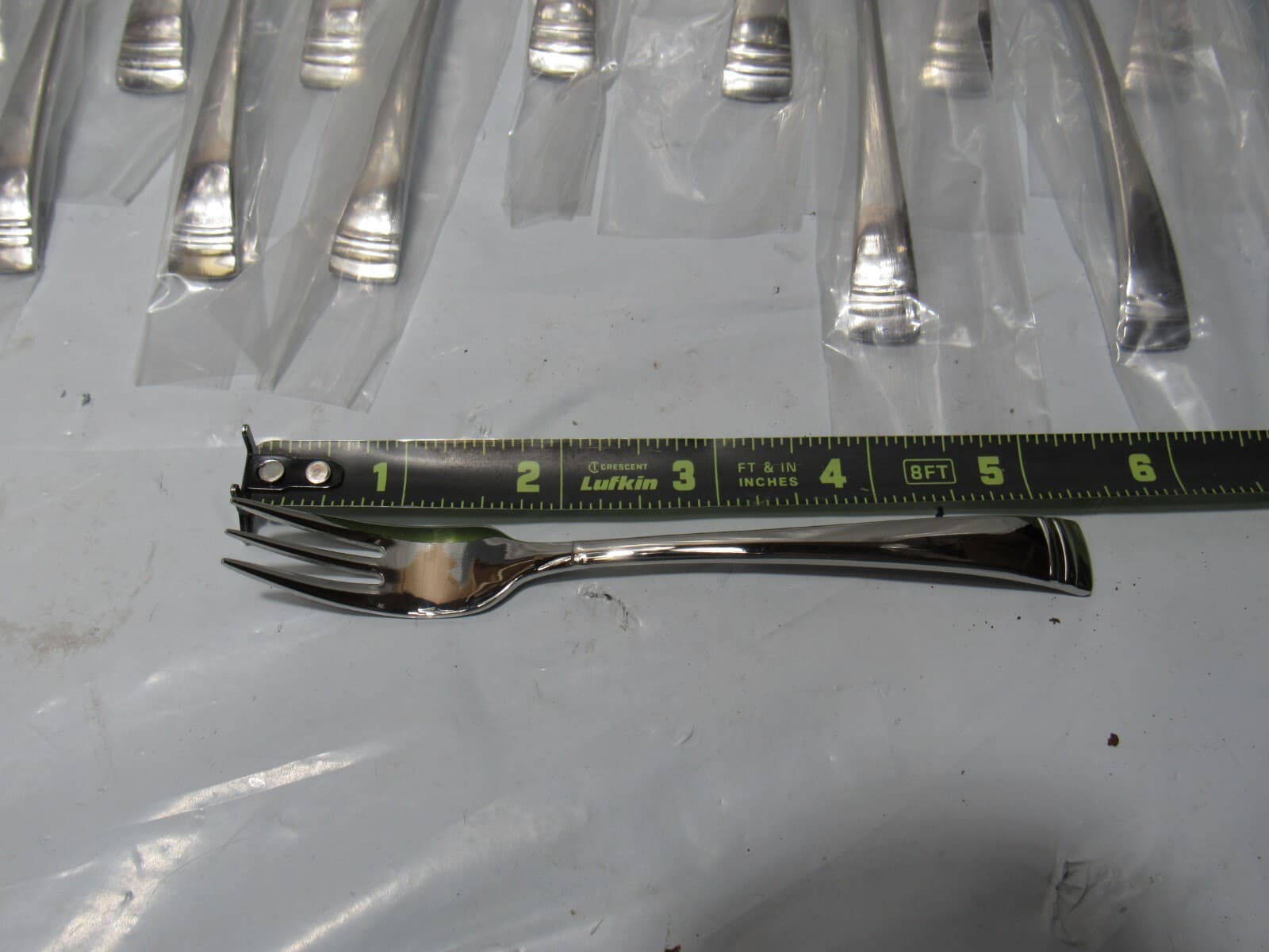 24 LENOX 18/10 Stainless URBANE 6 1/4" and 5 1/4" Cocktail / Dessert Forks (P30 - Thumbnail 2
