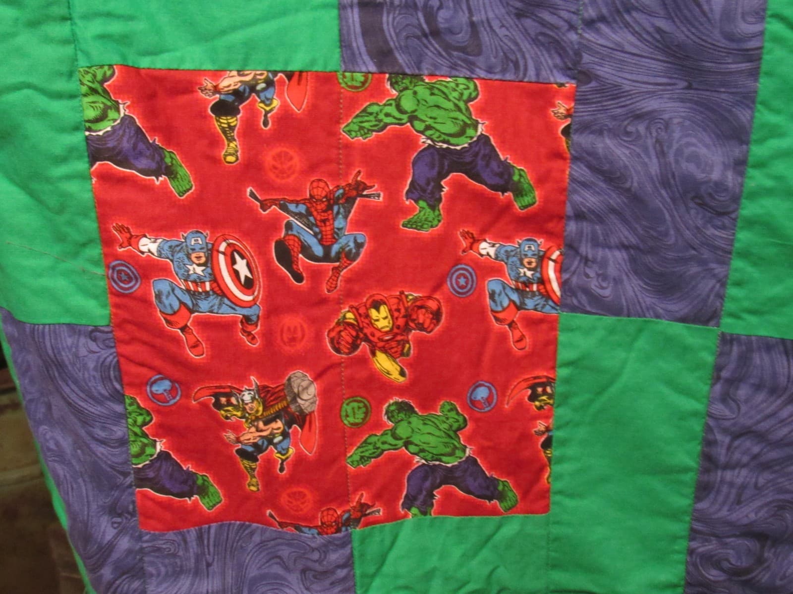 Locally Handmade Sewn Quilt Baby Toddler Marvel SuperHeros Cotton 40"x56" W64 - Thumbnail 4