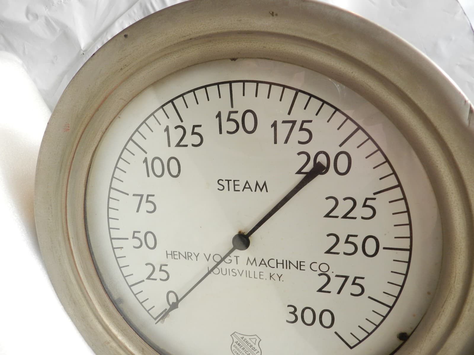 Huge 14 1/4" Antique Henry Vogt 300 PSI Steam Gauge Steampunk Cast Iron (F2JJ) - Thumbnail 4