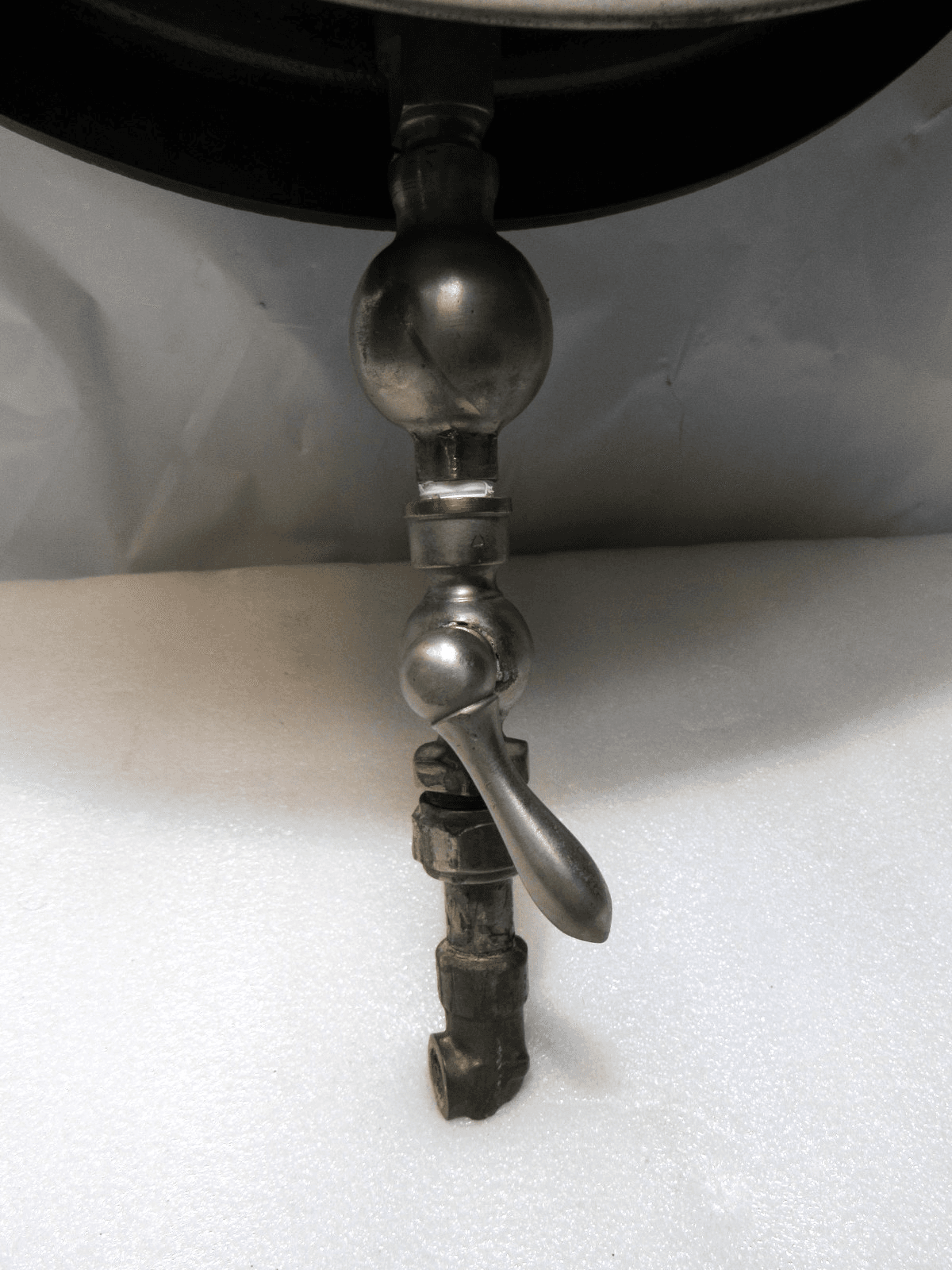 Huge 14 1/4" Antique Henry Vogt 300 PSI Steam Gauge Steampunk Cast Iron (F2JJ) - Thumbnail 14