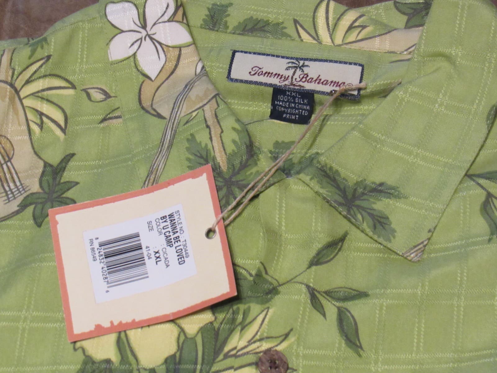Tommy Bahama Wanna Be Loved By U Camp Vacation Hawaiian Shirt 2XL XXL (W69J) - Thumbnail 5