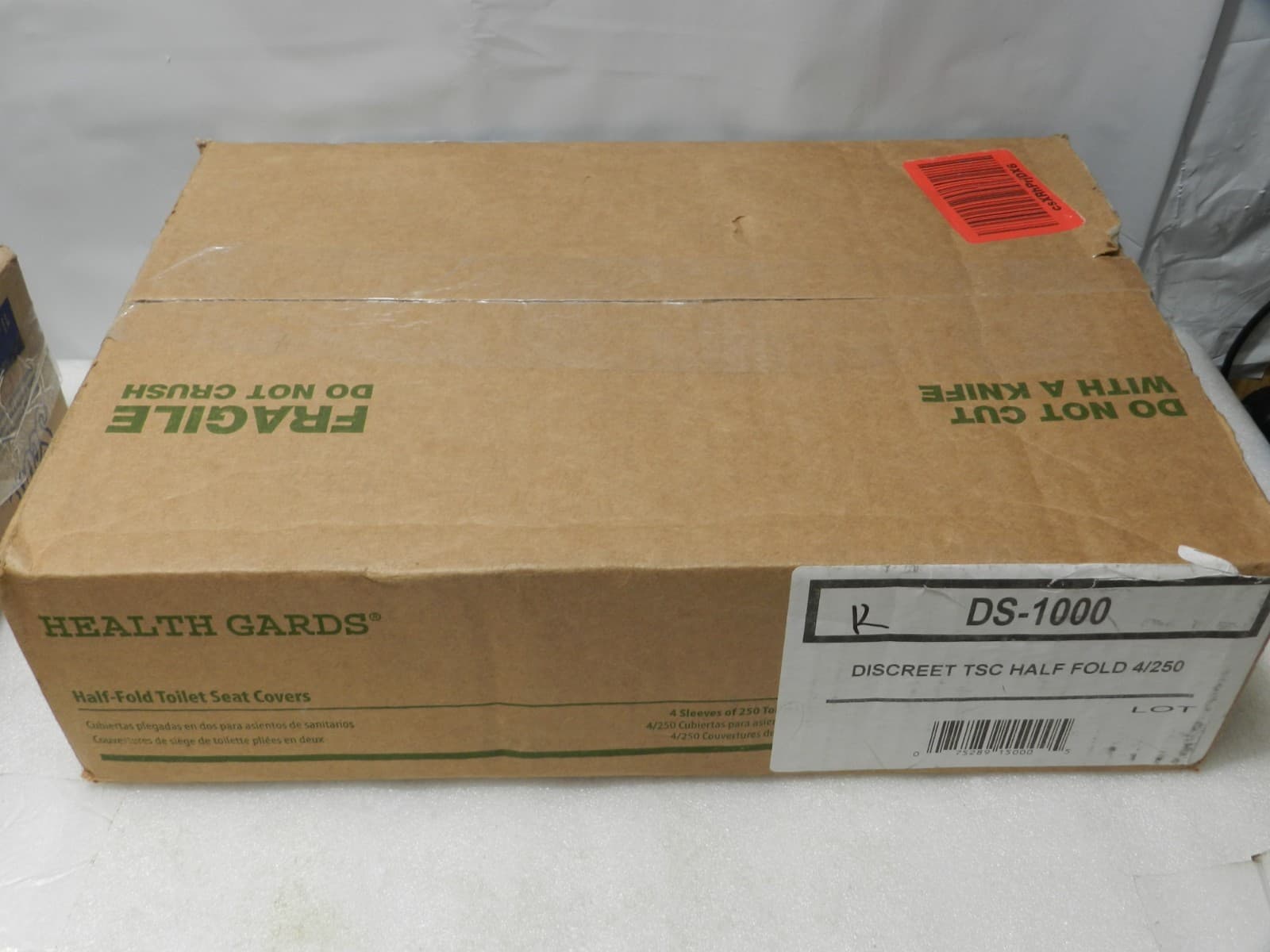 HOSPECO HG1000 Health Gards Half-Fold 14.25" Toilet Seat Covers (1000 CT) L24K - Thumbnail 6