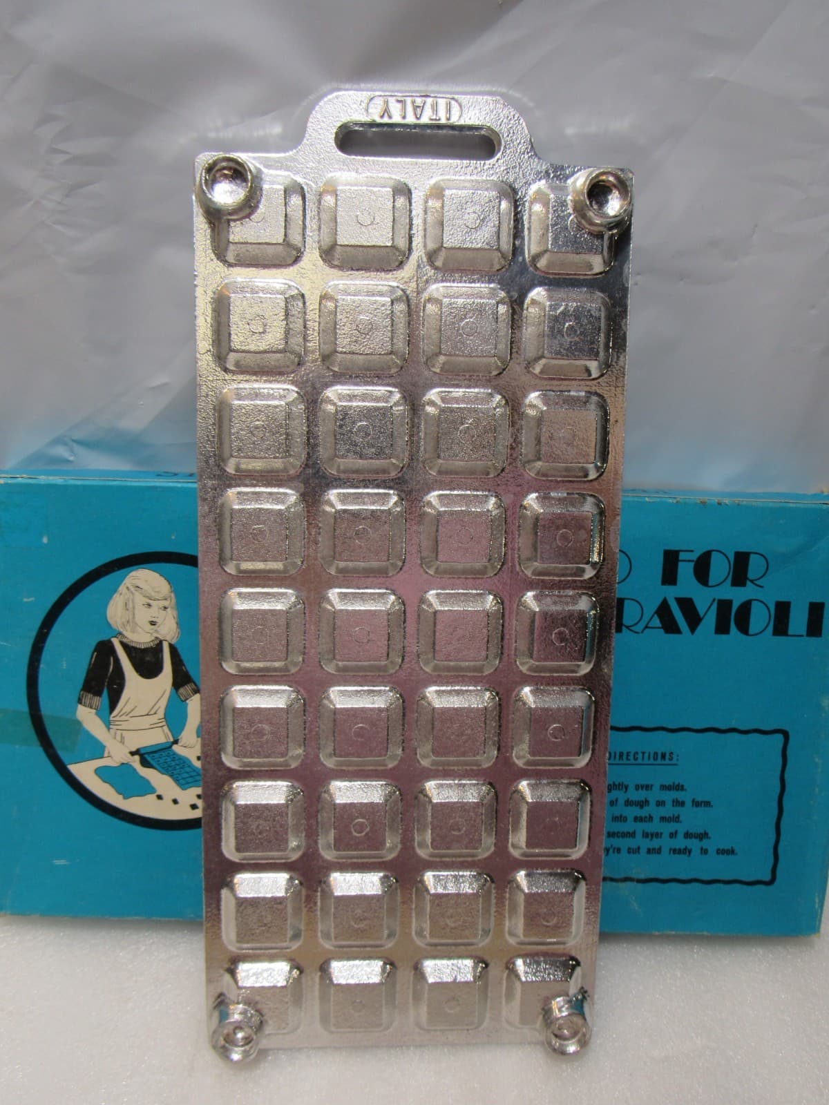 Vintage Mold for 36 Ravioli Set Made in Italy (f16J) - Thumbnail 6