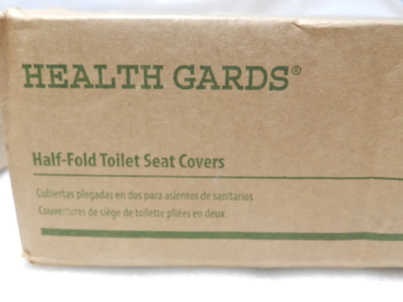HOSPECO HG1000 Health Gards Half-Fold 14.25" Toilet Seat Covers (1000 CT) L24K - Thumbnail 4