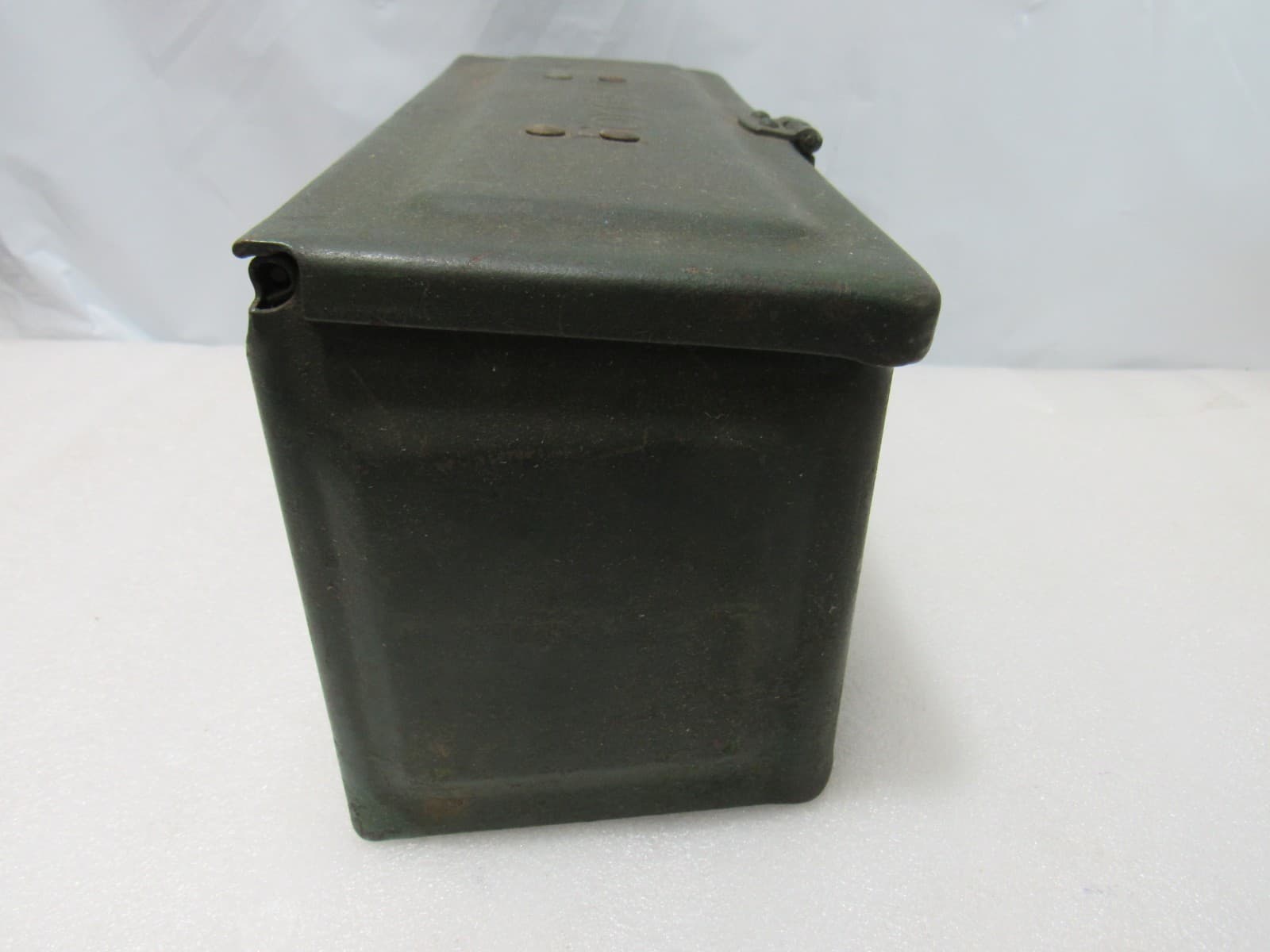 Vintage Antique Original Embossed Green Fordson Tractor Tool Box (F12JJ) - Thumbnail 6