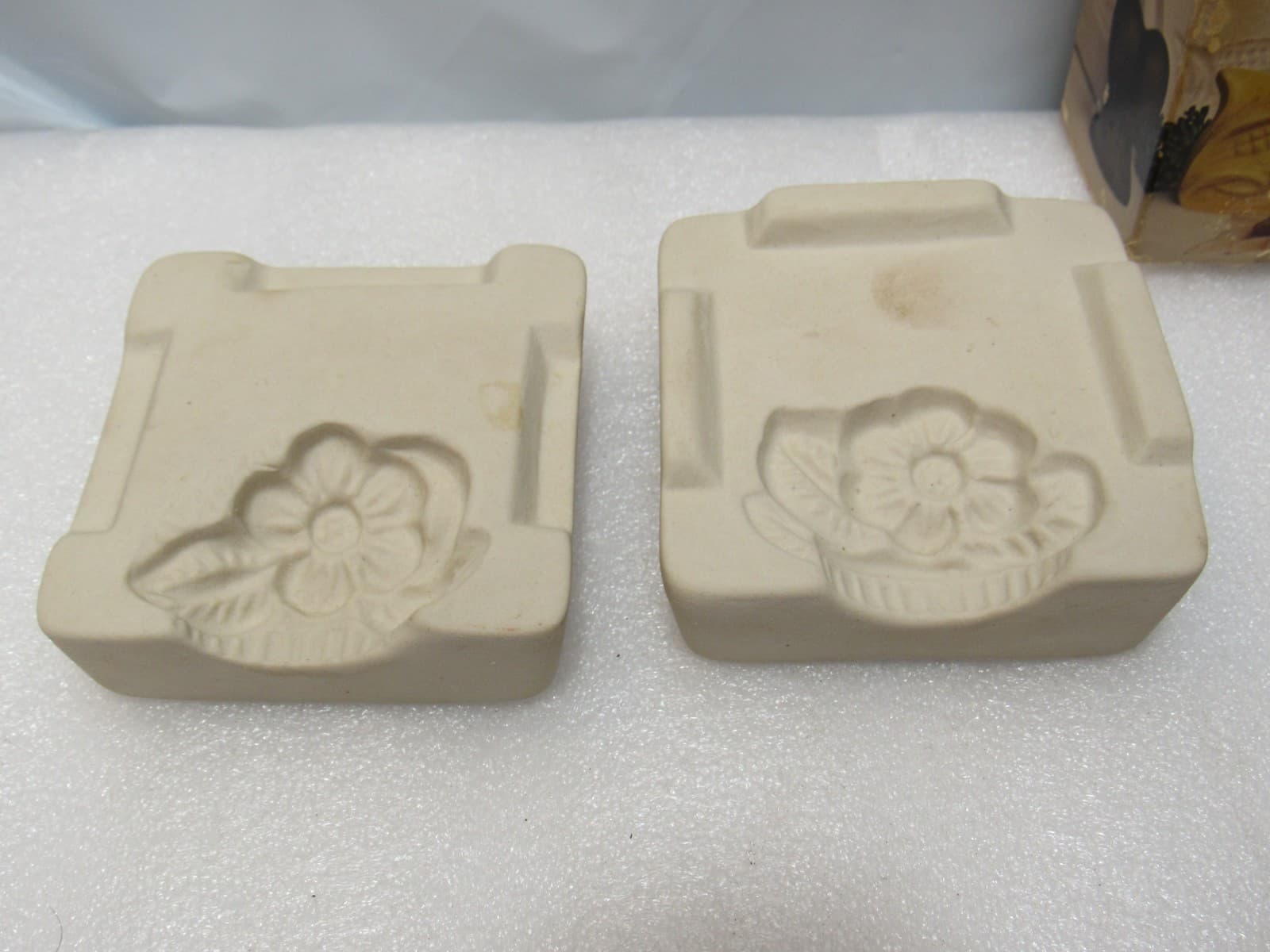 VTG Jareen Edible Compliments Floral Basket Porcelain Mold Butter Chocolate F11K - Thumbnail 3