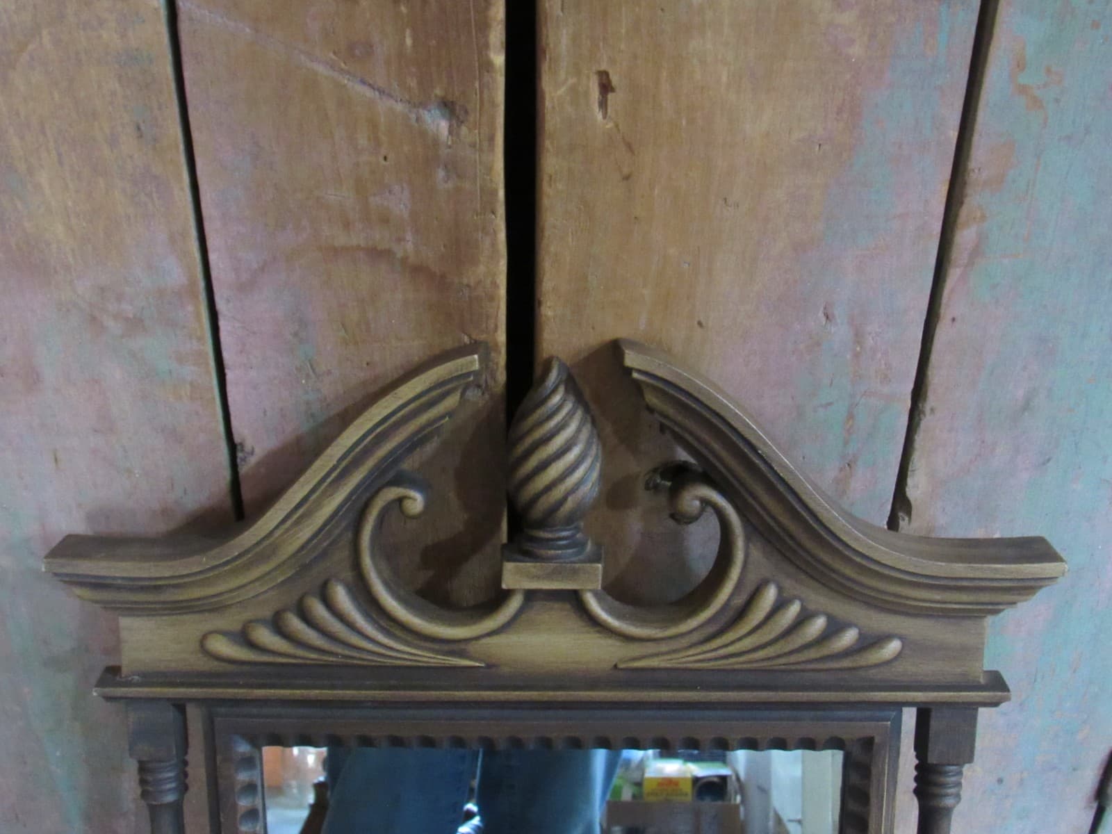 Colonial Style Wall Mirror BURWOOD 1972 Vintage #0355 Columns Split Pediment Y71 - Thumbnail 5