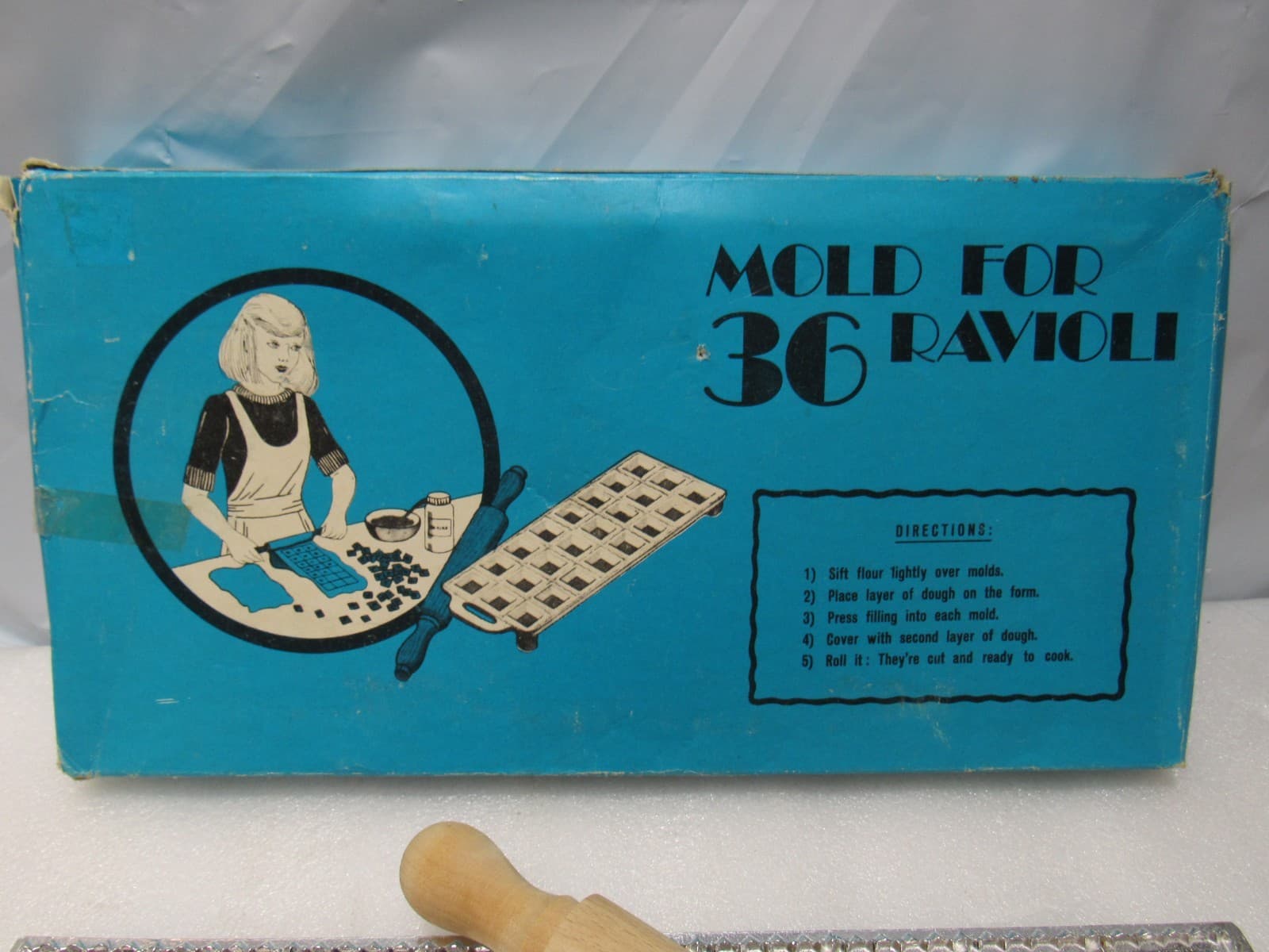 Vintage Mold for 36 Ravioli Set Made in Italy (f16J) - Thumbnail 2