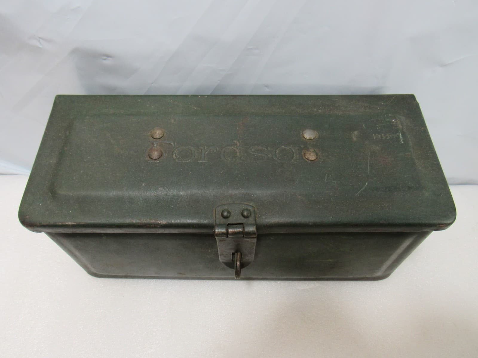Vintage Antique Original Embossed Green Fordson Tractor Tool Box (F12JJ) - Thumbnail 2