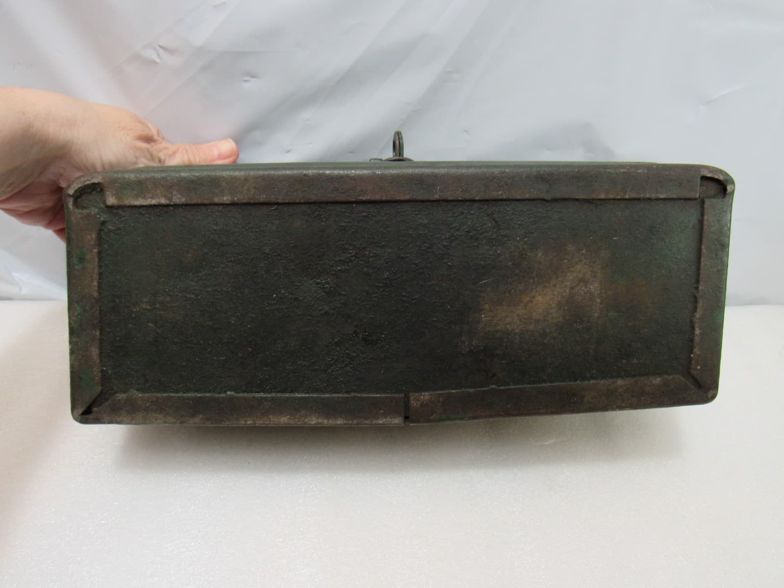 Vintage Antique Original Embossed Green Fordson Tractor Tool Box (F12JJ) - Thumbnail 8