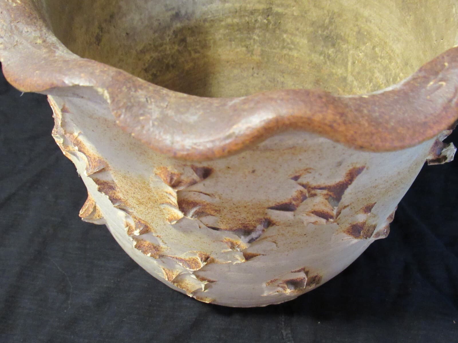 Handmade Textured Pinch Clay Planter Flower Pot 7 1/2" Tall (U68S) - Thumbnail 2