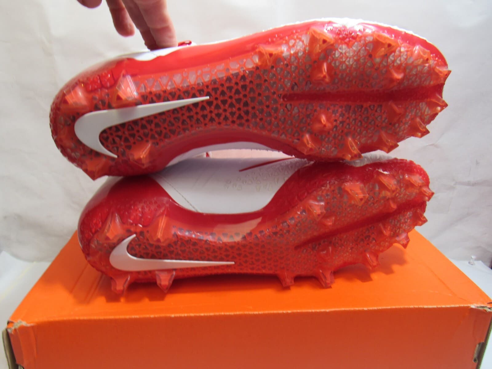 Nike Force Savage Pro 880144-166 Mens White Red Football Cleats New J39K - Thumbnail 8