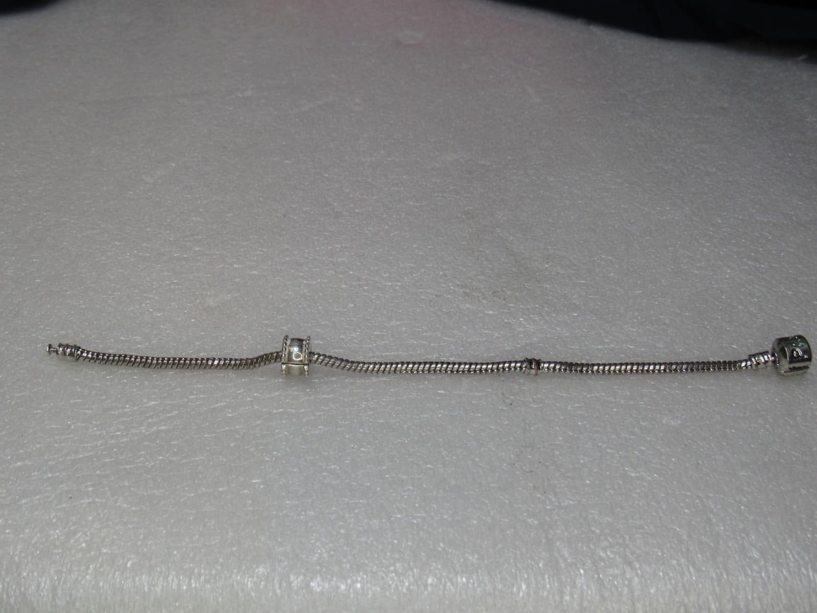 Pandora Silver Snake Bracelet - 1 Charms Included 7" (K36K) - Thumbnail 2