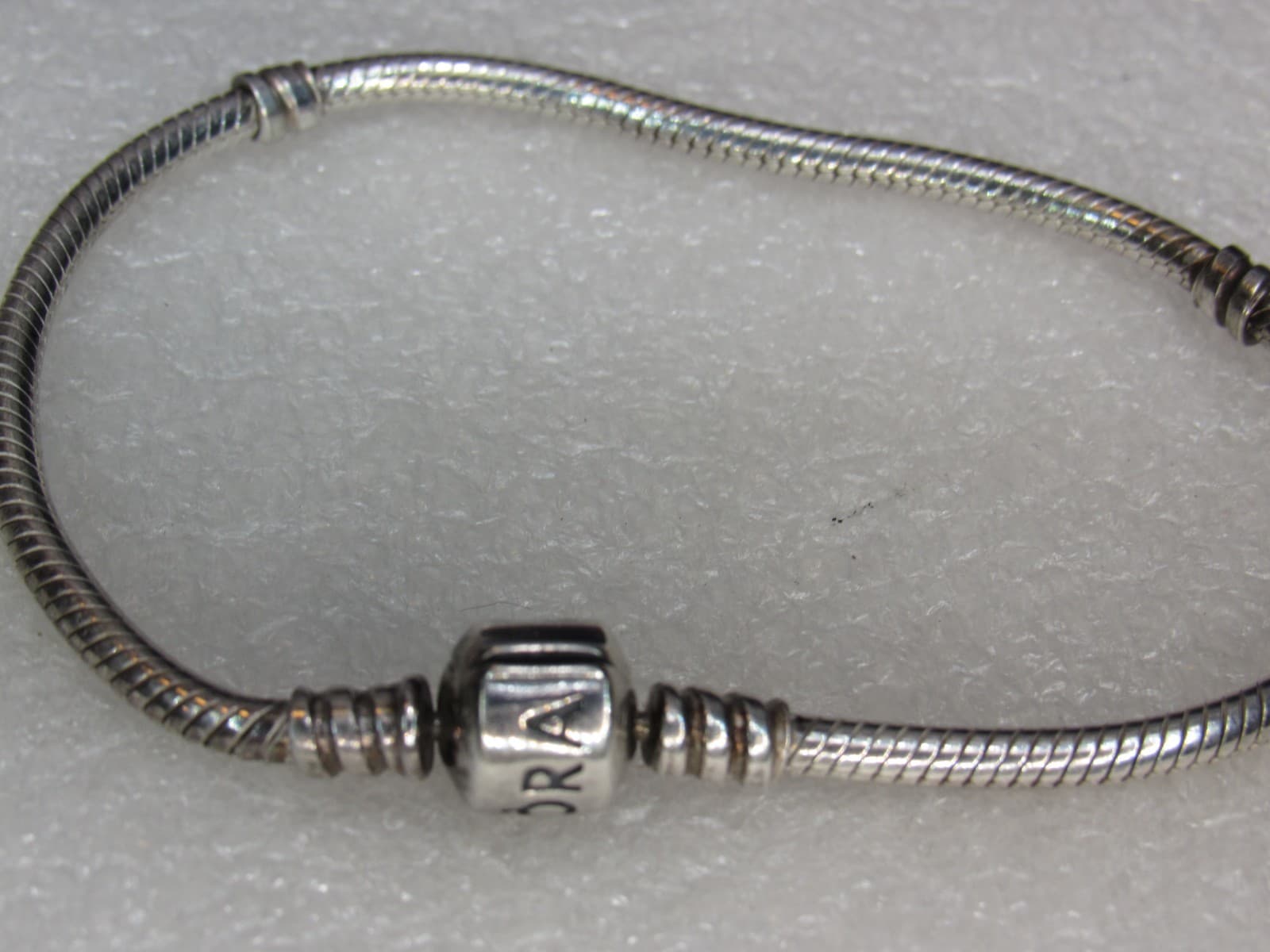 Pandora Silver Snake Bracelet - No Charms Included 7" (K35K) - Thumbnail 8
