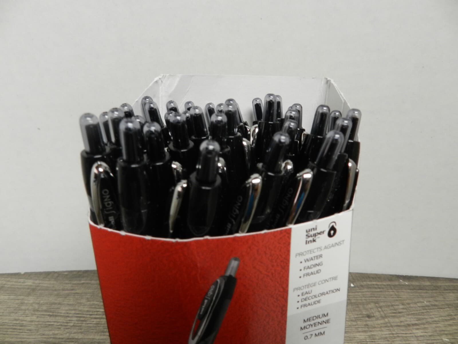 uni-ball 207 Retractable Gel Pen, 0.7 mm Medium Tip, Black, Pack of 36 C5K - Thumbnail 4