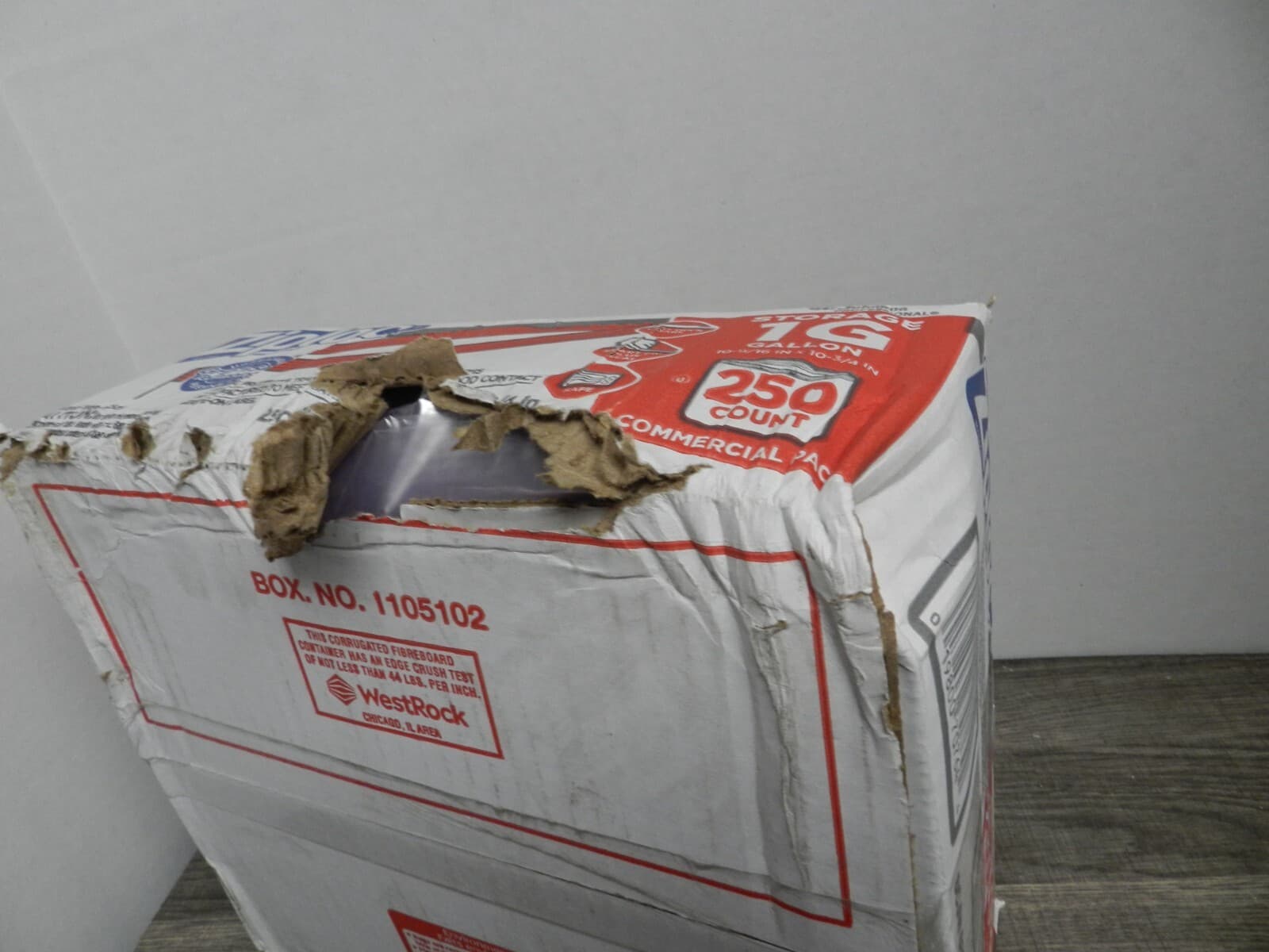 Ziploc Storage Bags, Gallon, 250 Bags/Carton Damaged Box(682257) C6K - Thumbnail 5