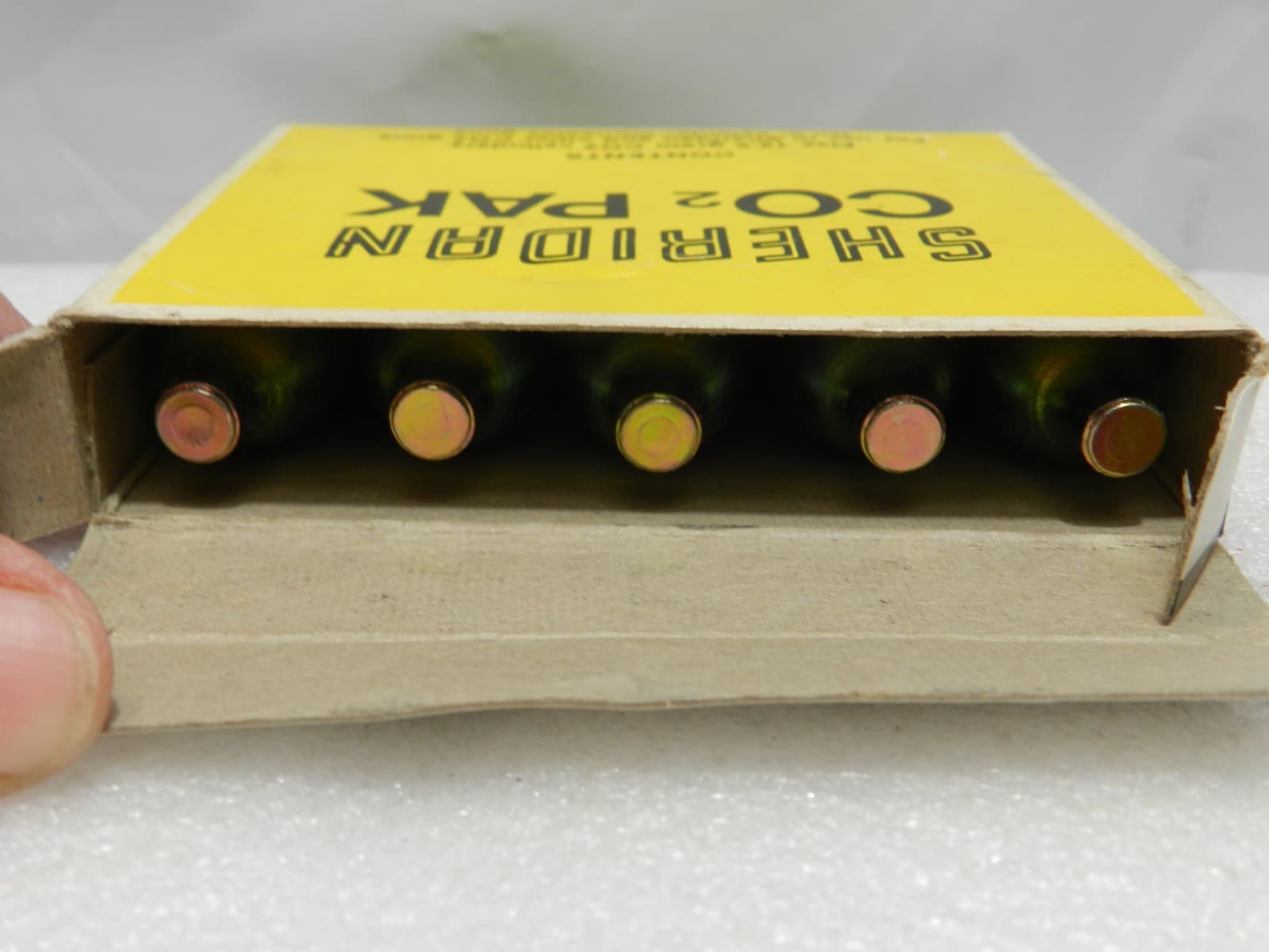 Vintage 5 Pak Pack Box Sheridan Pellet Rifle Pistol CO2 Cylinders (G56S) - Thumbnail 3