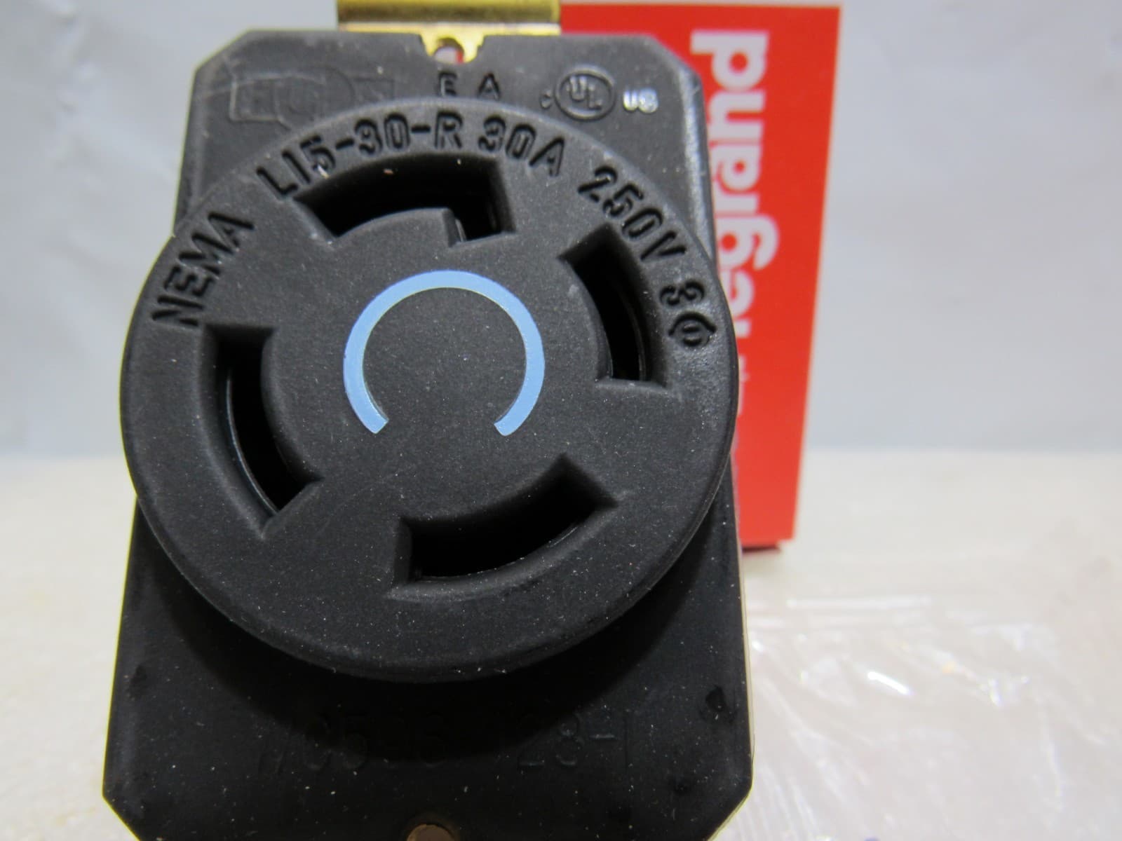 Pass & Seymour L1530-R Turnlok Receptacle 30 Amp 250V 3P 4W NEMA L15-30R C78M - Thumbnail 2