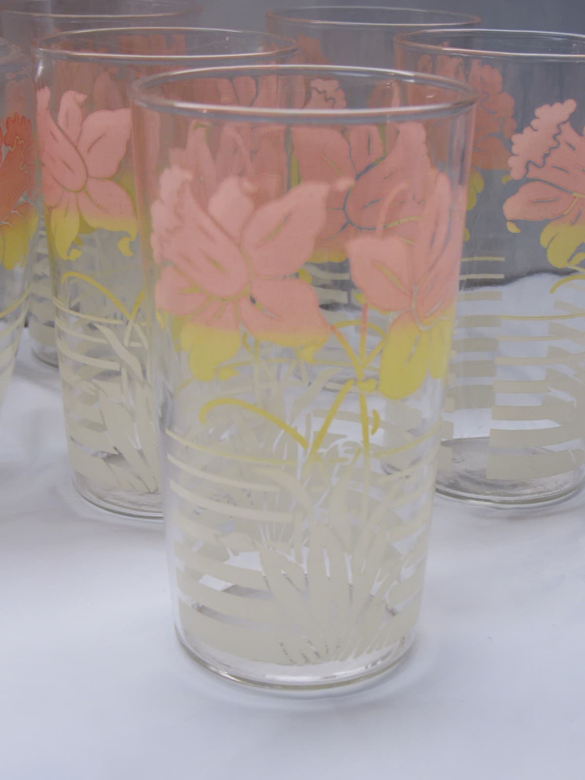 Vintage Anchor Hocking Daffodil Carafe w/Glass Lid and 10 Glasses Tumblers K47JJ - Thumbnail 3