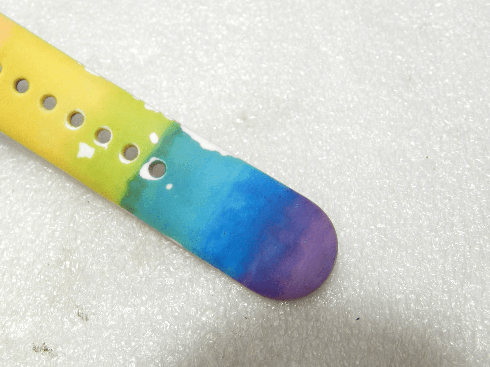 Apple Watch Series 3 - 38mm - Silver With Rainbow Band - Reset (B52K) - Thumbnail 6