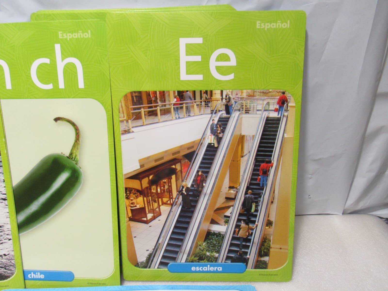 Alphabet Cards English and Spanish Scott Foresman Flash Cards Pre-K Kinder B55J - Thumbnail 5