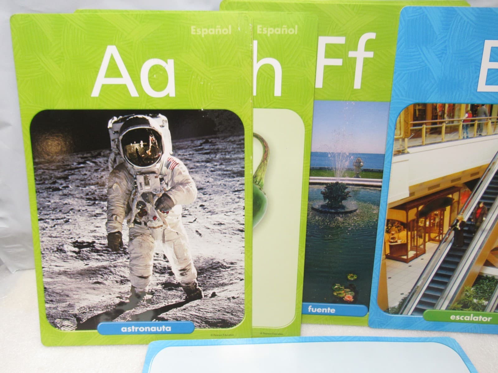 Alphabet Cards English and Spanish Scott Foresman Flash Cards Pre-K Kinder B55J - Thumbnail 3