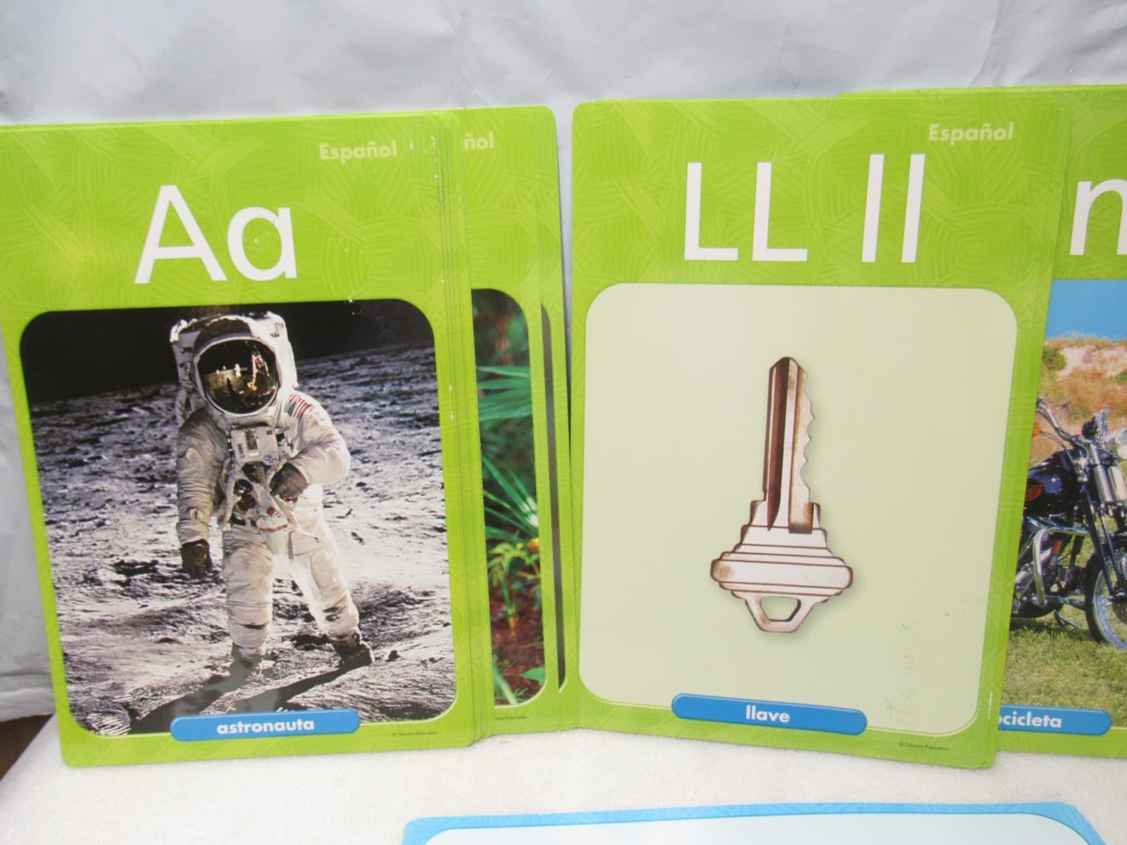 Alphabet Cards English and Spanish Scott Foresman Flash Cards Pre-K Kinder B54J - Thumbnail 9