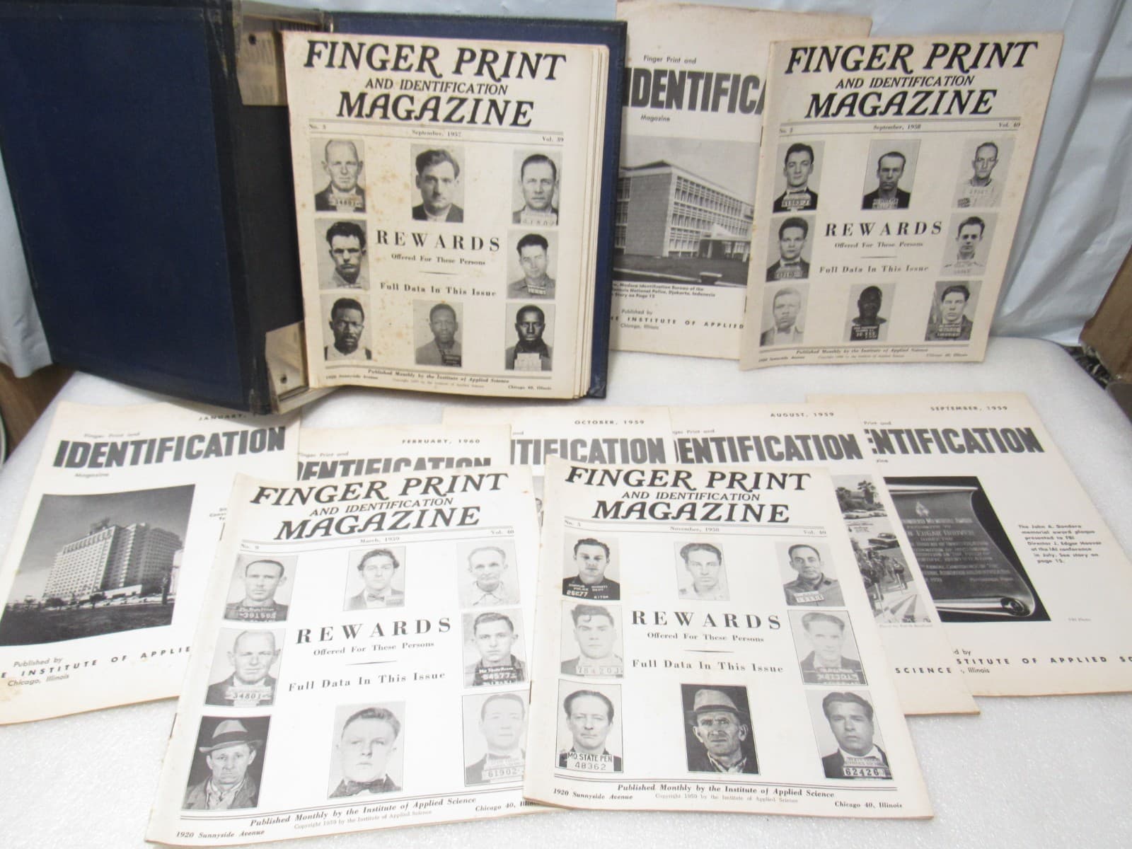 1950s Finger Print & Identification Magazine Binder & Books Law Enforcement B60
