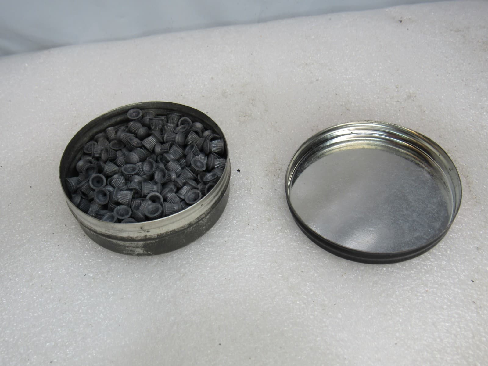 Vintage Marksman .177cal. Air Rifle Pellets Domed (G60S) - Thumbnail 3
