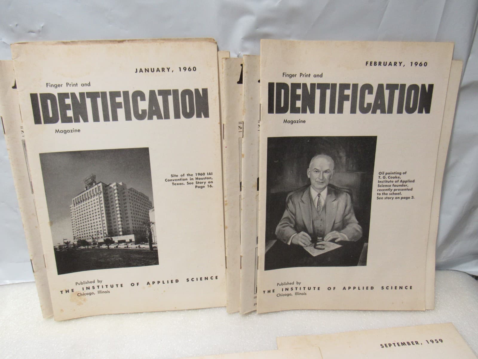 1950s Finger Print & Identification Magazine Binder & Books Law Enforcement B60 - Thumbnail 9