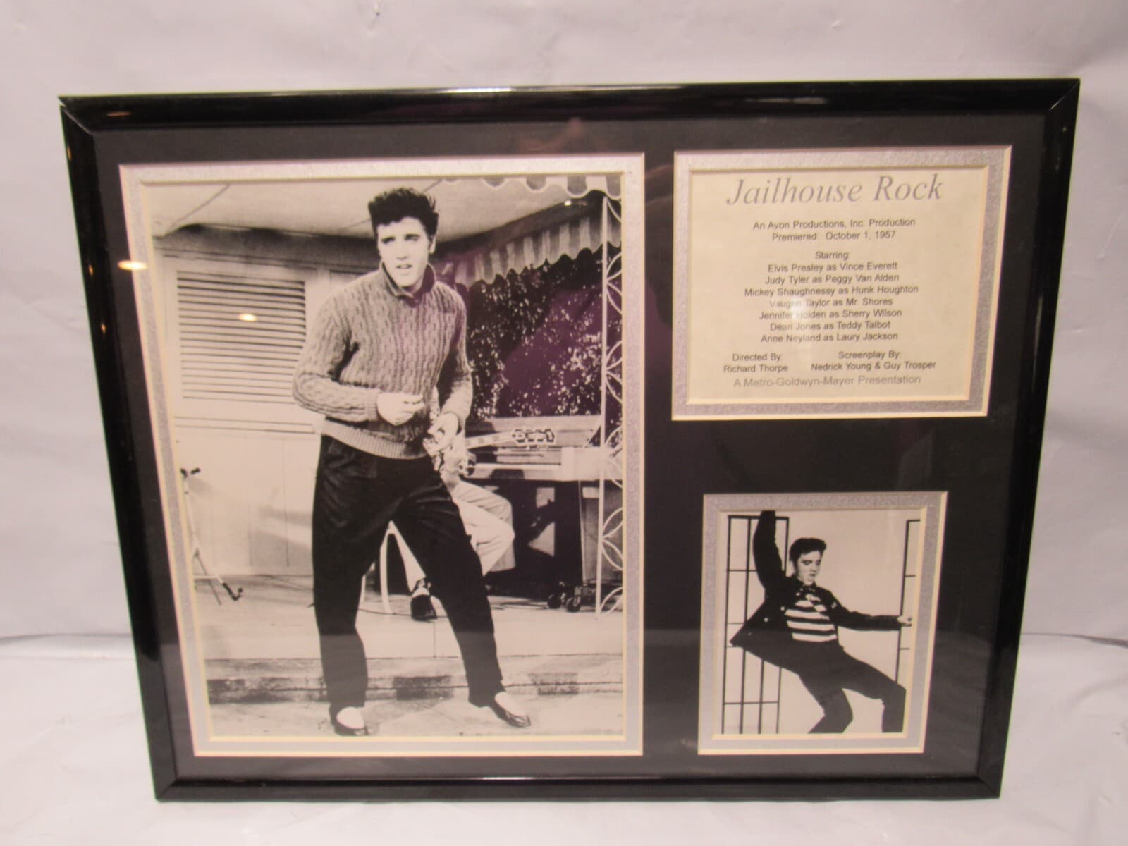 Elvis Presley Framed Album Cover Blue Hawaii Aloha from Hawaii Via Satelight M89 - Thumbnail 16