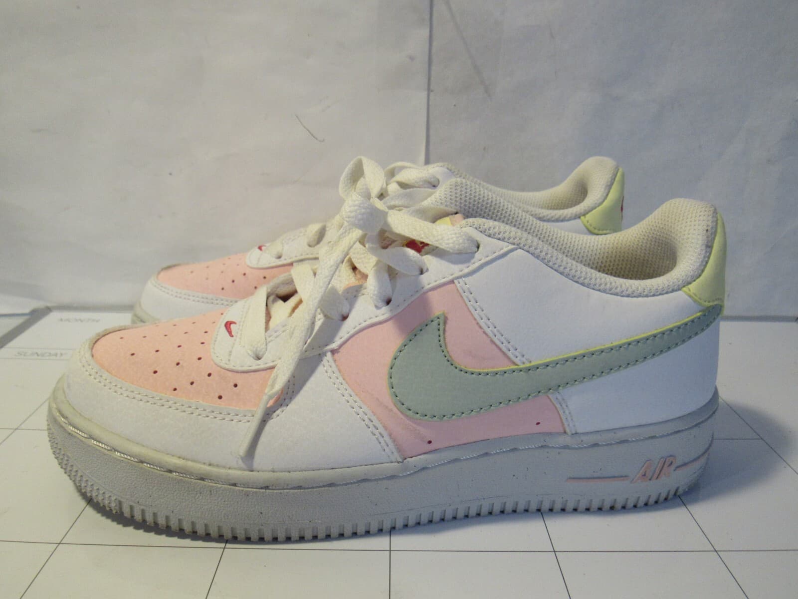 Youth Size 6y / Womens SZ 7.5 Nike Air Force 1 Impact GS 'Easter' DR4853-100 C36