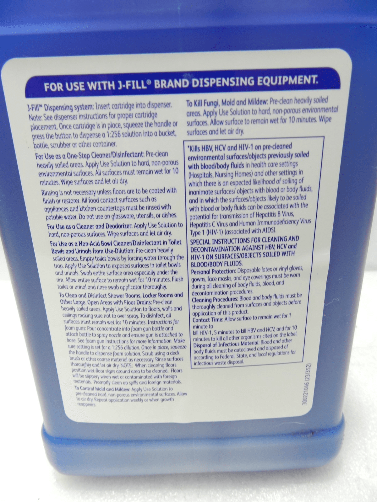 Diversey Virex II 256 One Step Disinfectant Cleaner 2.5L (EXP 4/28) G70K - Thumbnail 3