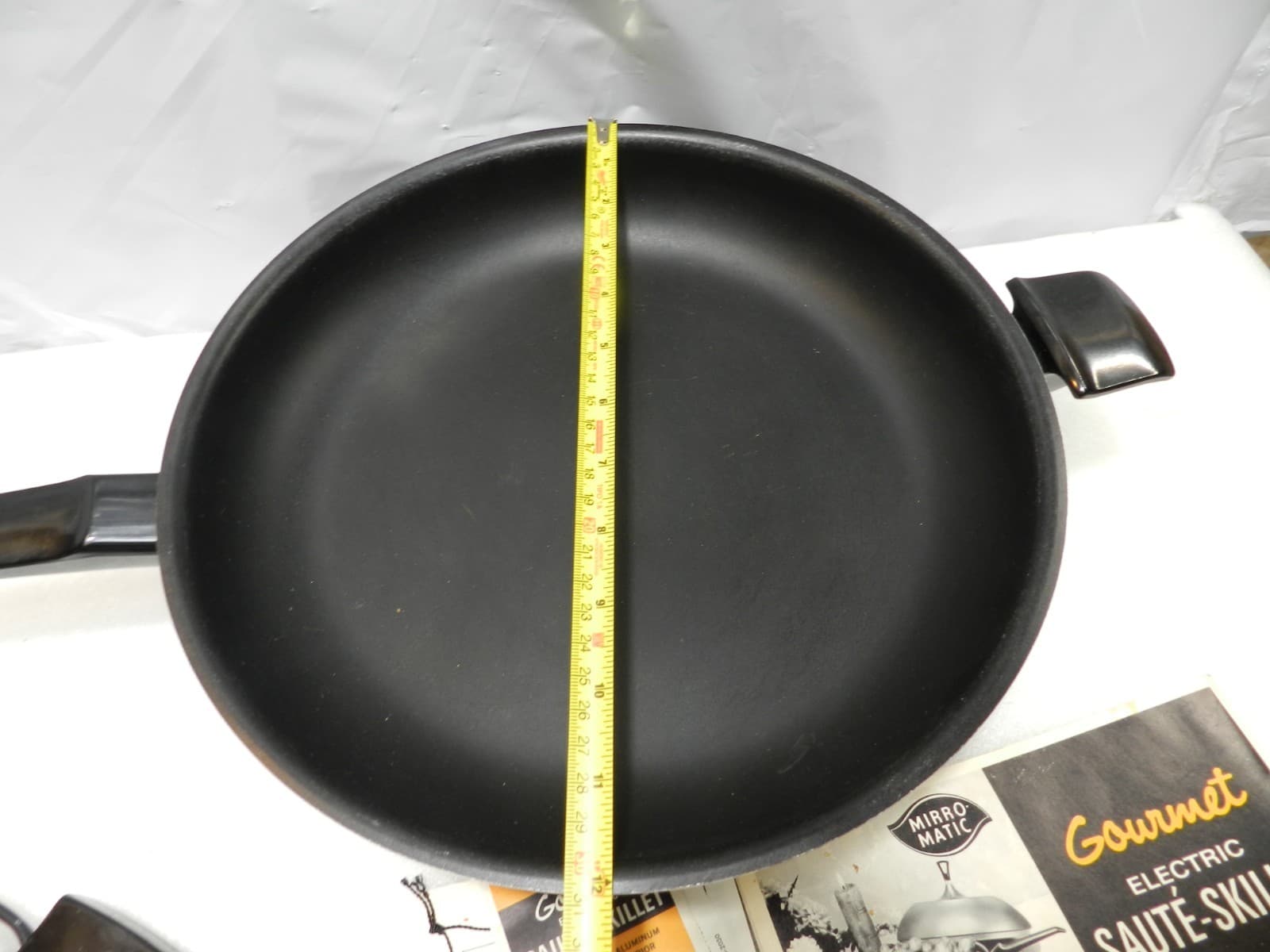 Vintage Retro Mirro Matic Gourmet Electric Saute Skillet Model M-0354-35 (F39J) - Thumbnail 8