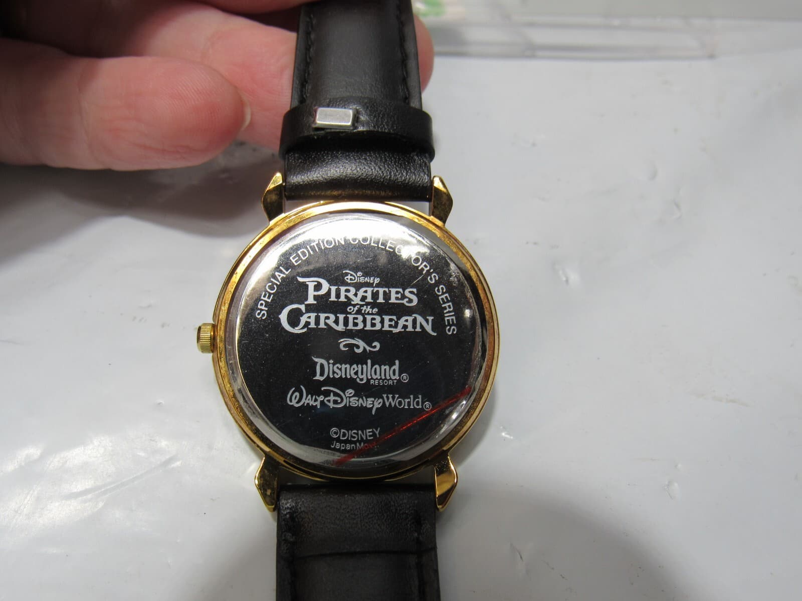 Disney Time Works: Pirates of the Caribbean Watch SE Collector's Series (Q59M) - Thumbnail 6