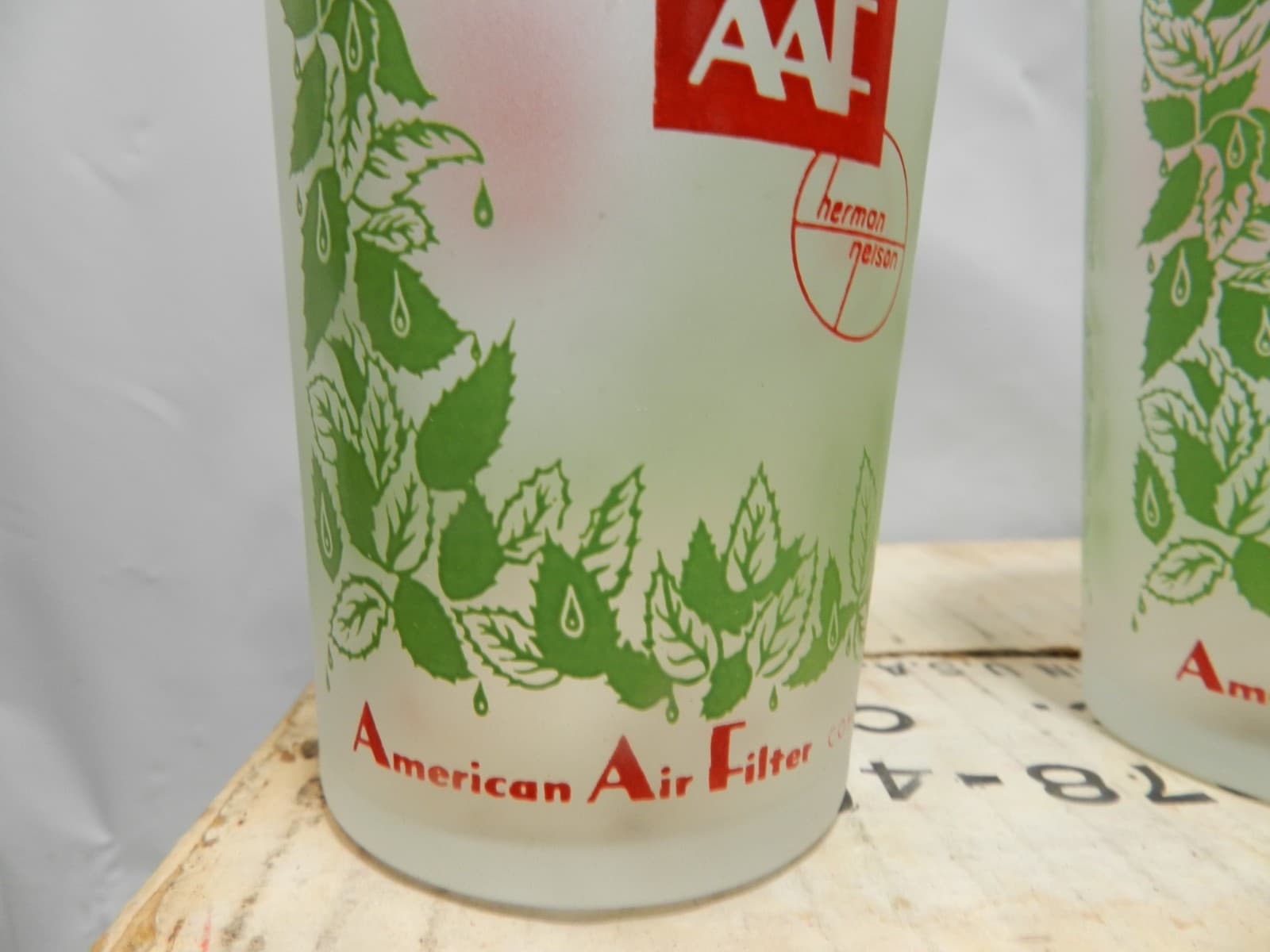 5 Vintage Kentucky Derby/American Air Filter Frosted Mint Julep Glass (D5J) - Thumbnail 2