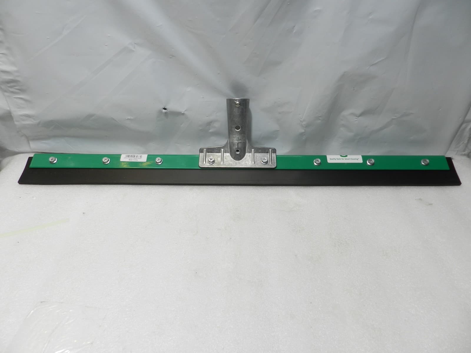 Unger FP600 AquaDozer® Heavy Duty Straight Floor Squeegee 24” (G80K) - Thumbnail 5