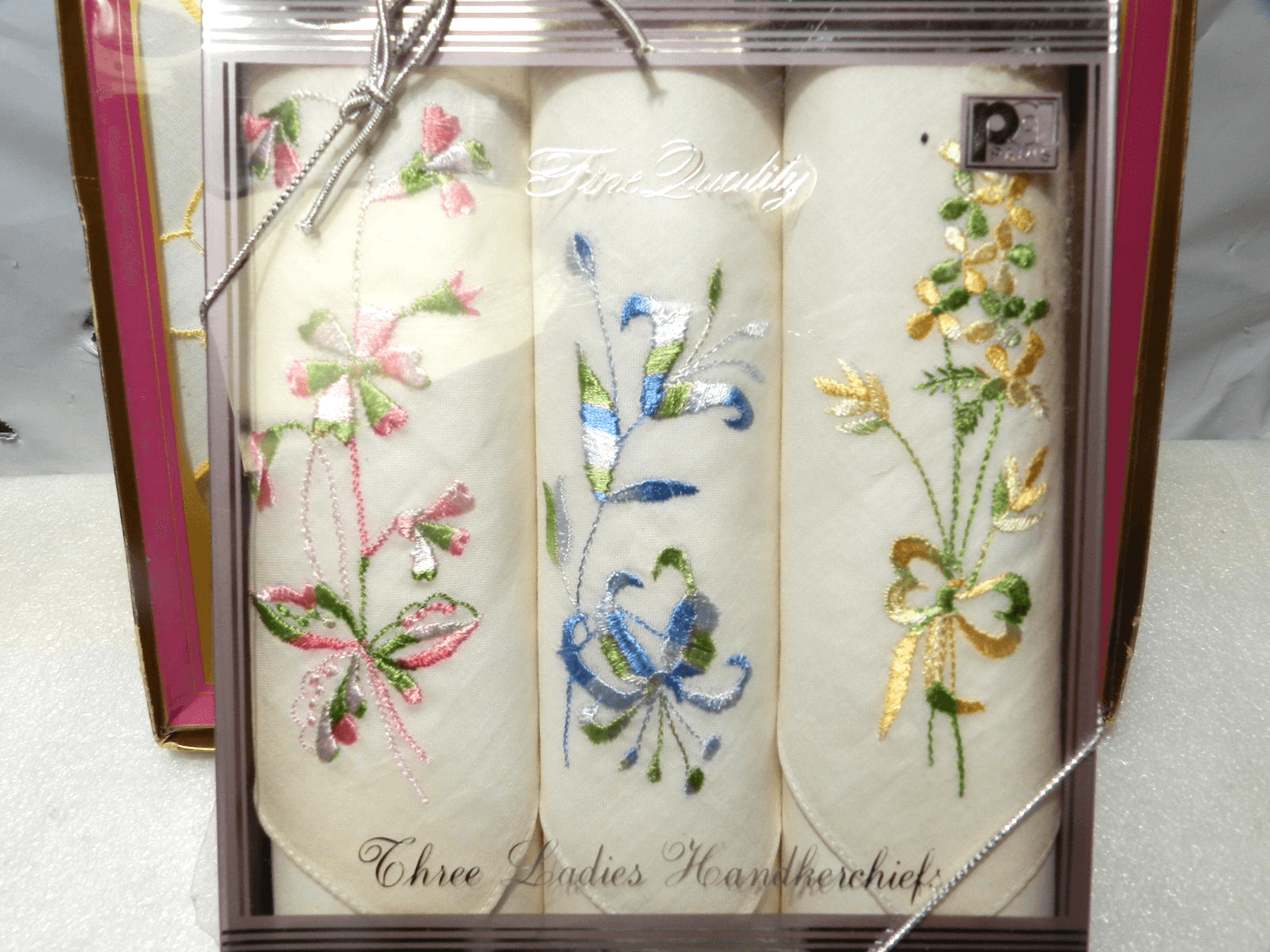 5 Vintage Embroidered Hankies Handkerchiefs New in Original Gift Box D8JJ - Thumbnail 4