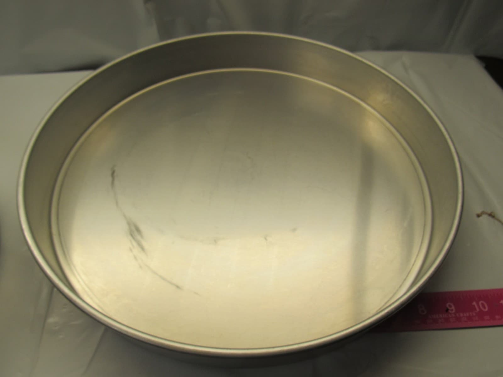 3 Magic Line Cake Pan Round 14 X 2 / 16 X 2 Professional Heavy Gauge Alum. K66K - Thumbnail 5