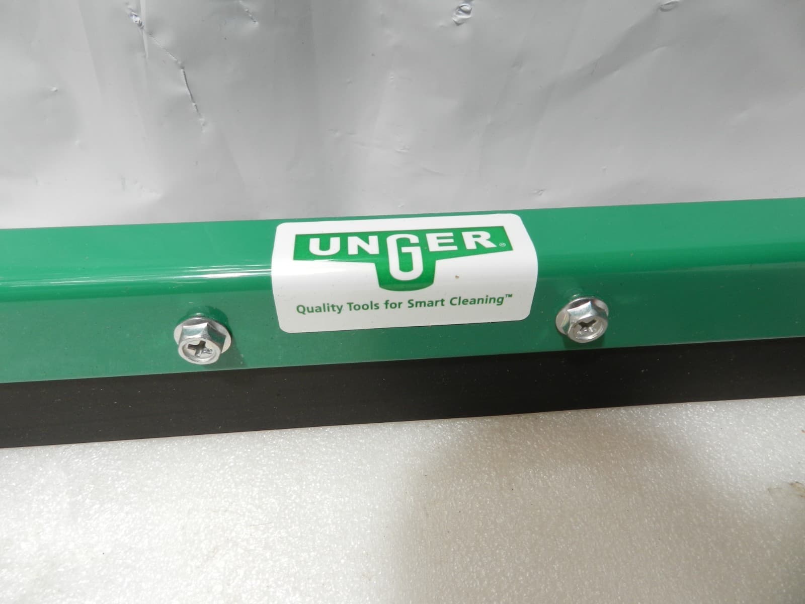 Unger FP600 AquaDozer® Heavy Duty Straight Floor Squeegee 24” (G80K) - Thumbnail 6