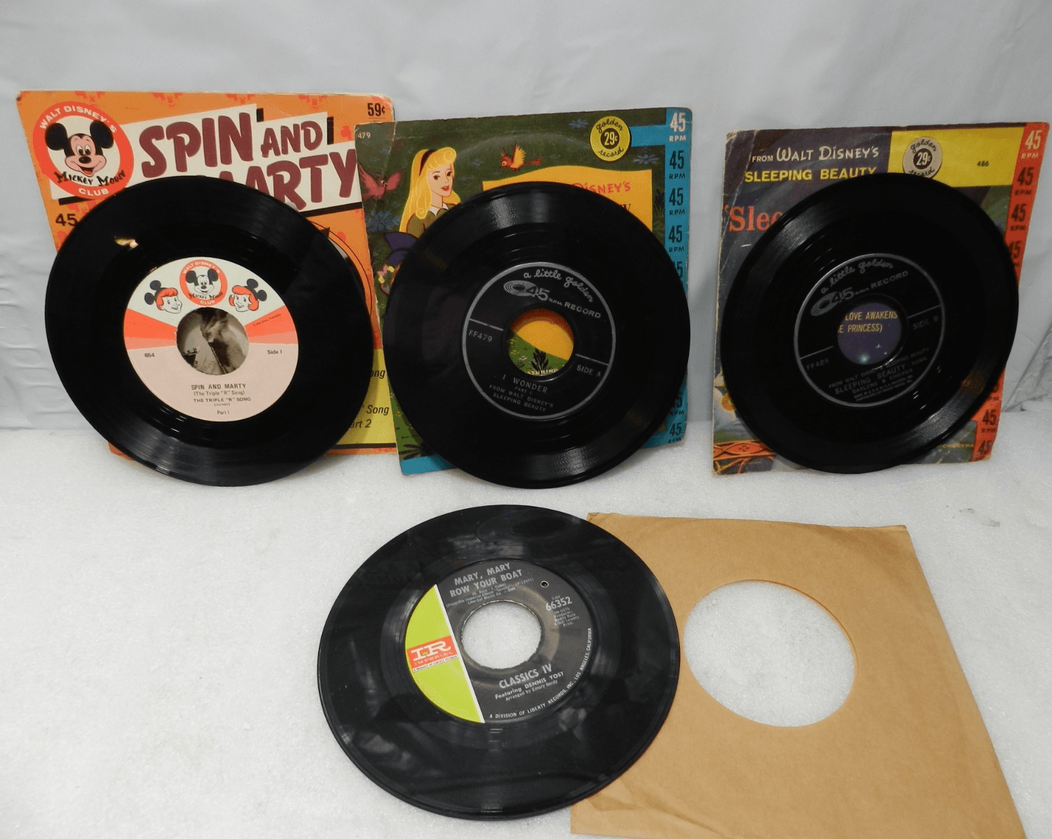 18 Children’s Records Books & Music 45 RPM Vinyl Disney Peter Pan Golden L49JJ - Thumbnail 9