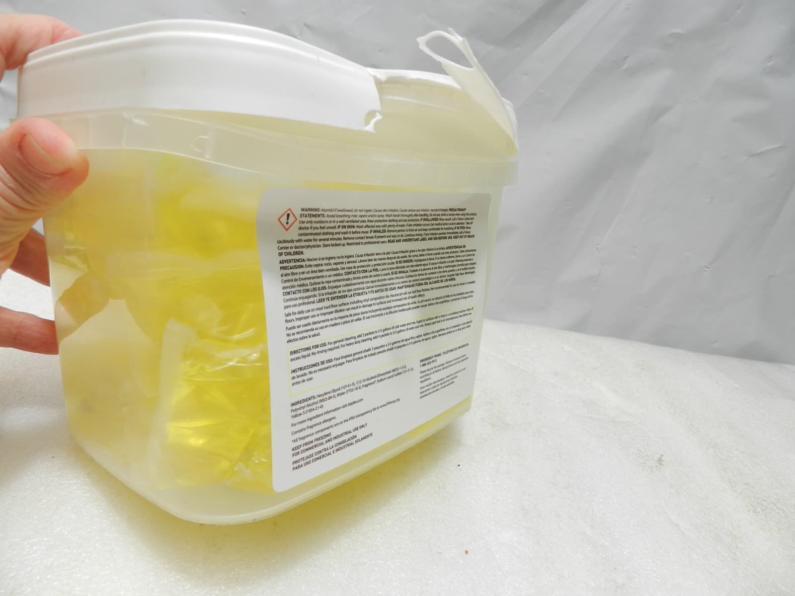 Brighton Professional™ Neutral Floor Cleaner Dissolvable Portion 50 Packets G92K - Thumbnail 3