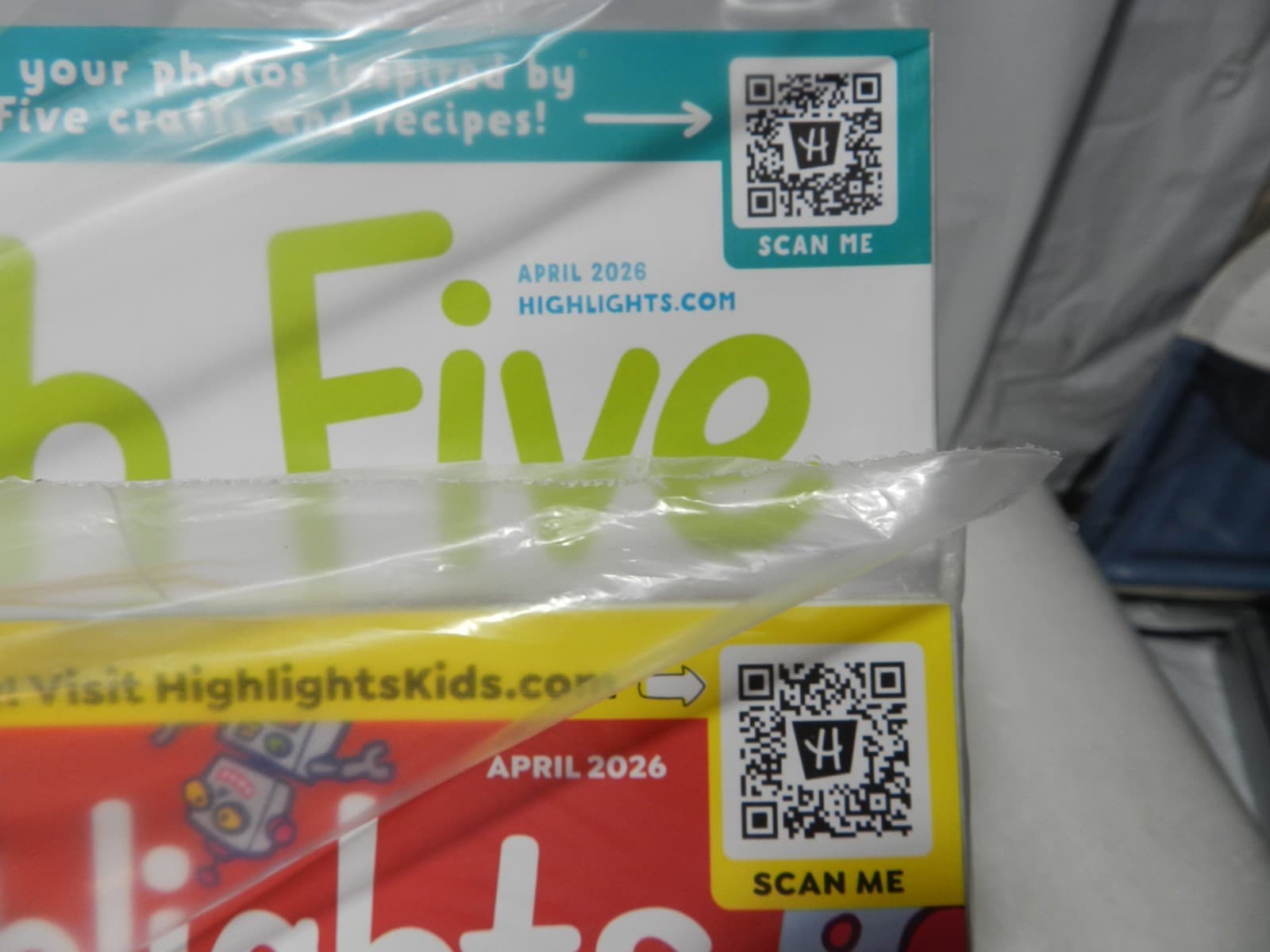 4 Highlights High / Puzzle Fun Magazines High Five Whoops April 2026 New (L47K) - Thumbnail 6