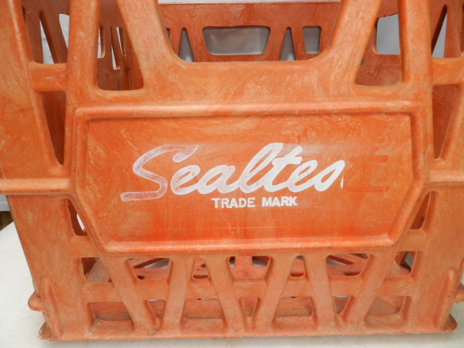 Vintage Sealtest Milk Crate Amoco Structo-Cell Chicago ILL-13”x13”x11” (L42J) - Thumbnail 3