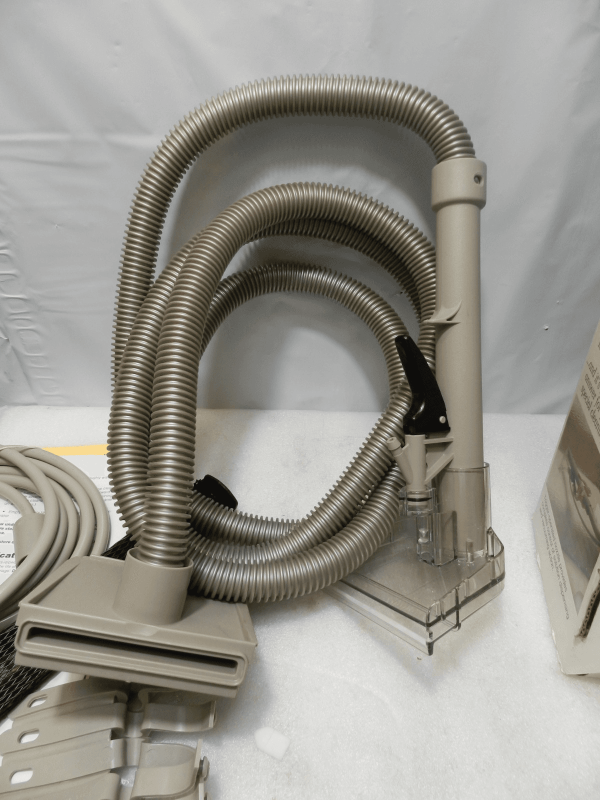 Hoover SteamVac Supreme Stair & Upholstery Attachment Kit w/ 10 Ft. Hose (L41J) - Thumbnail 4