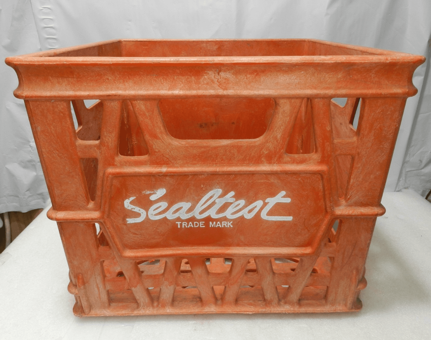 Vintage Sealtest Milk Crate Amoco Structo-Cell Chicago ILL-13”x13”x11” (L42J) - Thumbnail 5