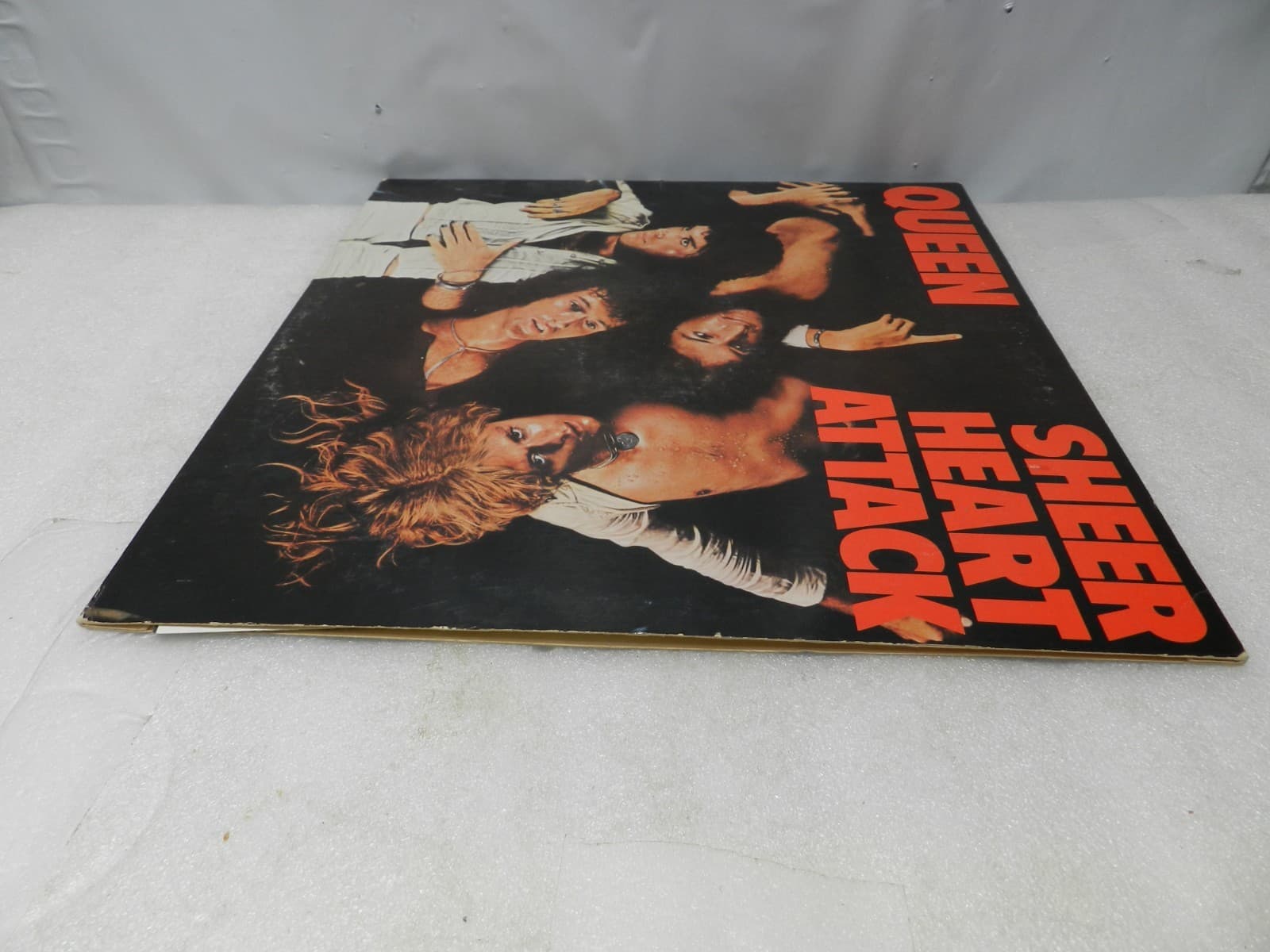 Queen Sheer Heart Attack Vinyl LP 33 RPM 1974 Insert Lyrics Poster Sleeve L52JJ - Thumbnail 14