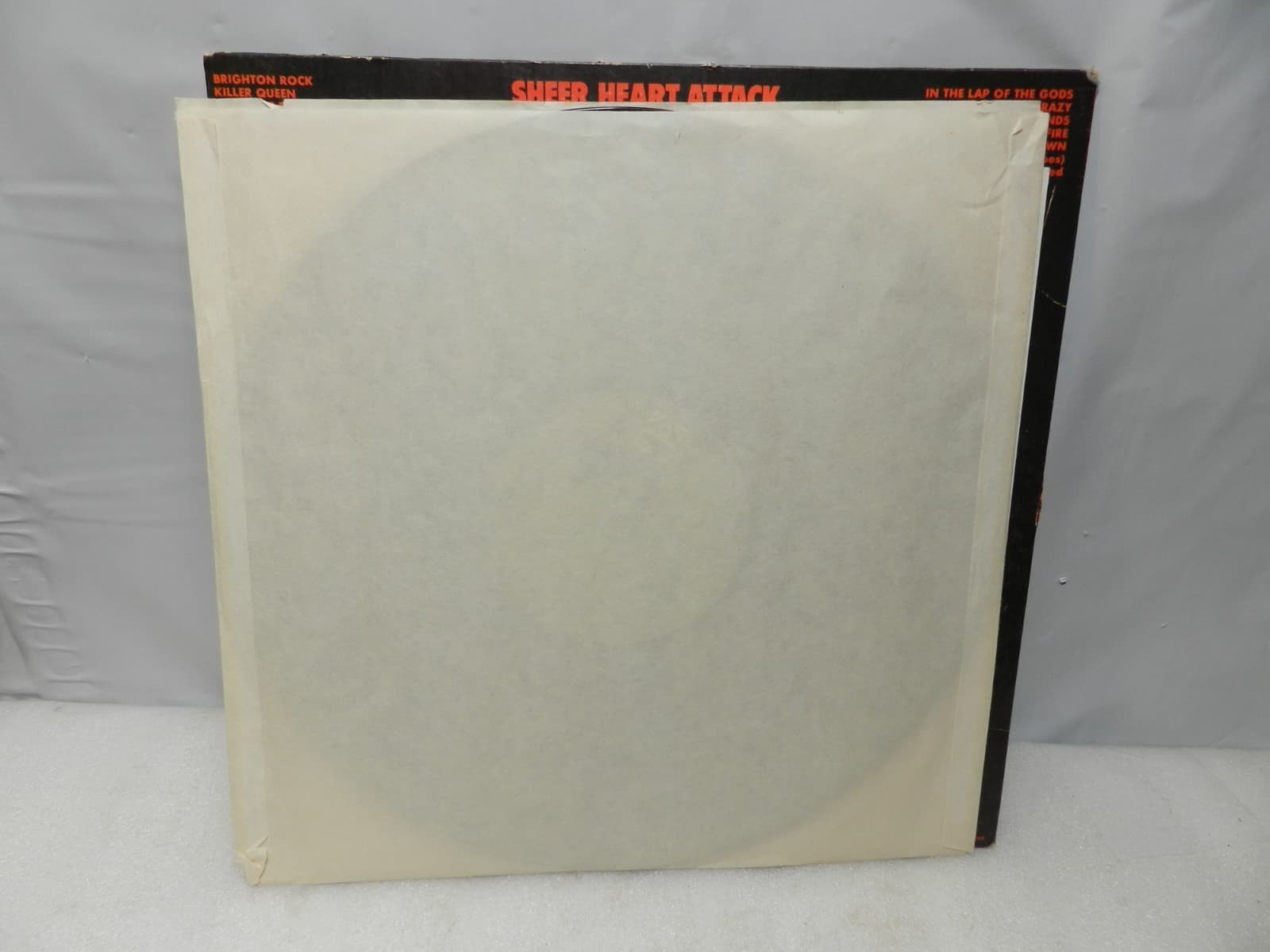 Queen Sheer Heart Attack Vinyl LP 33 RPM 1974 Insert Lyrics Poster Sleeve L52JJ - Thumbnail 13