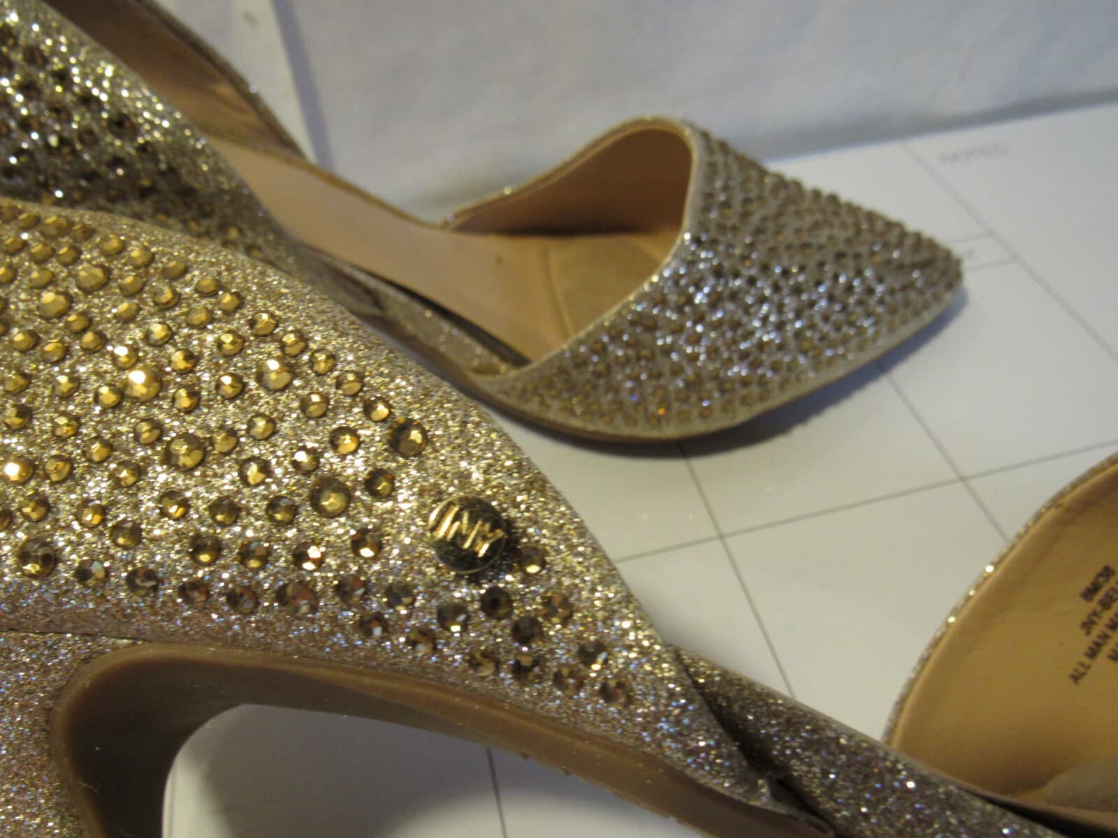 Jones New York Signature JNY-Bellary Gold Rhinestone Pumps Size 8 M C44M - Thumbnail 2